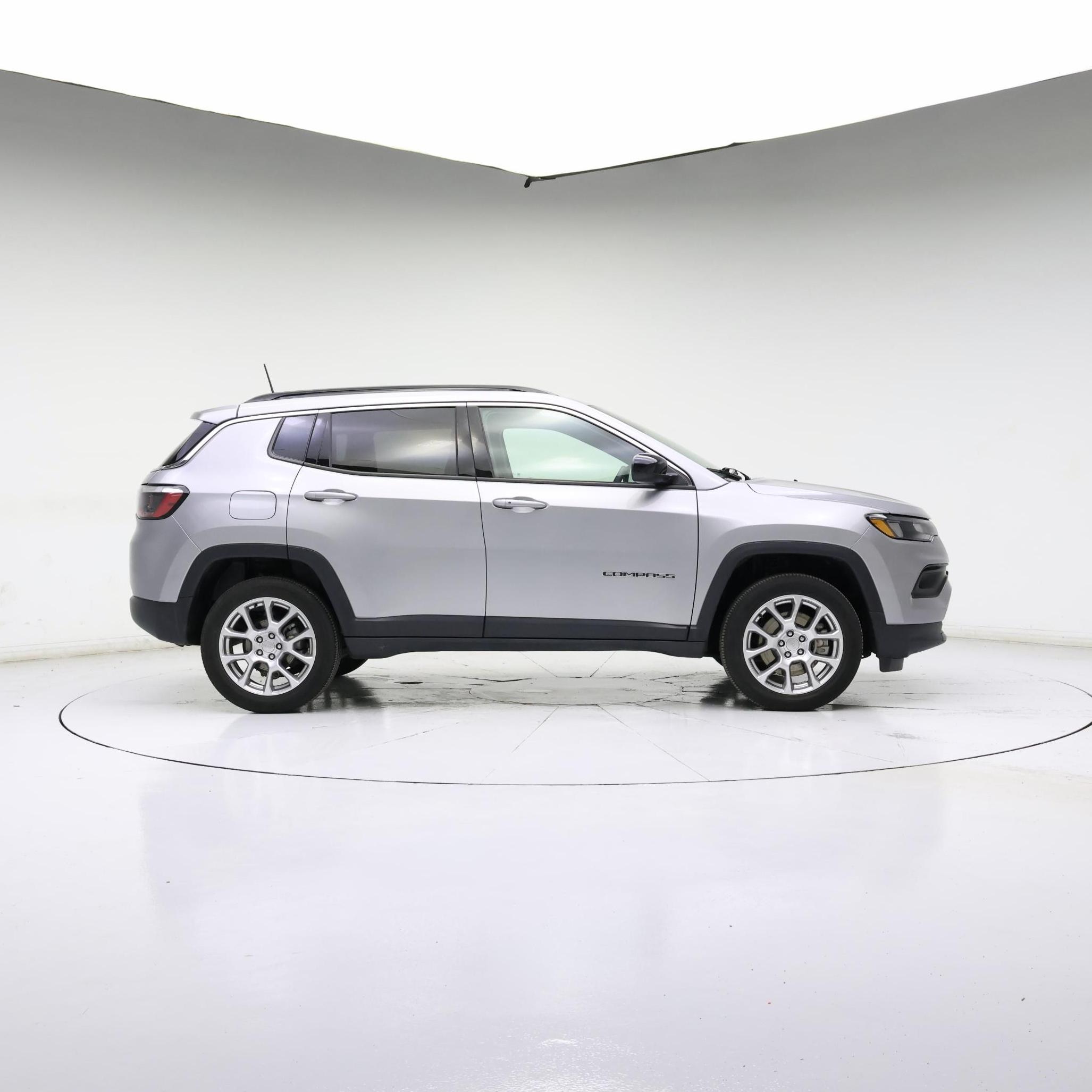 Thumbnail: 2023 Jeep Compass - 7