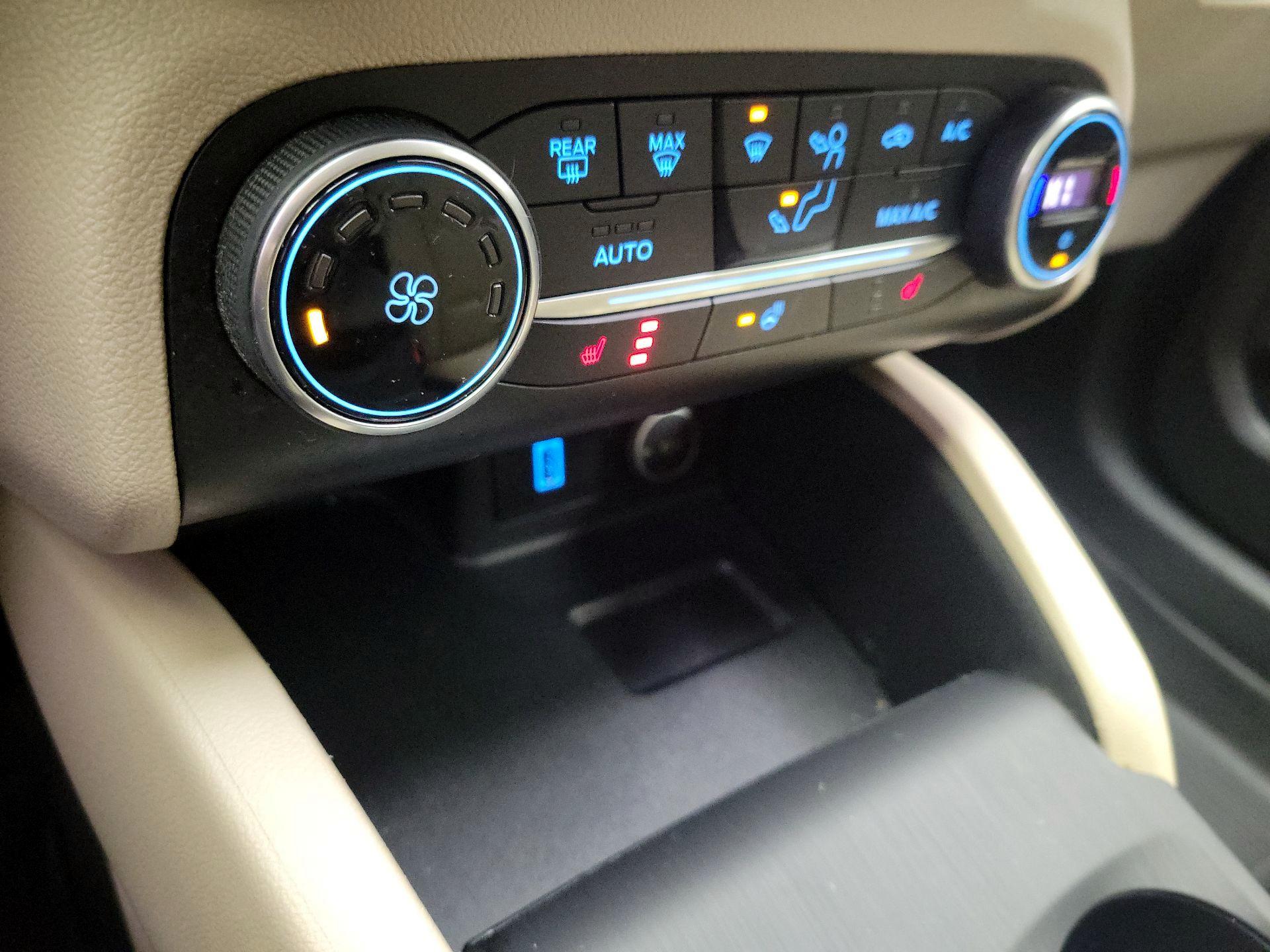 Thumbnail: 2020 Ford Escape - 17