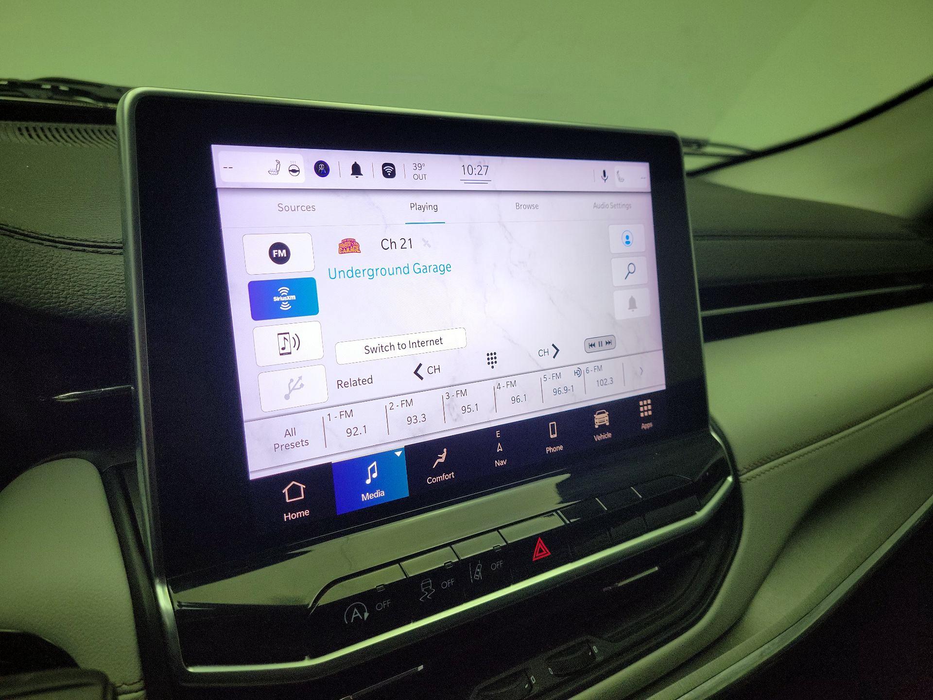 Thumbnail: 2022 Jeep Compass - 16