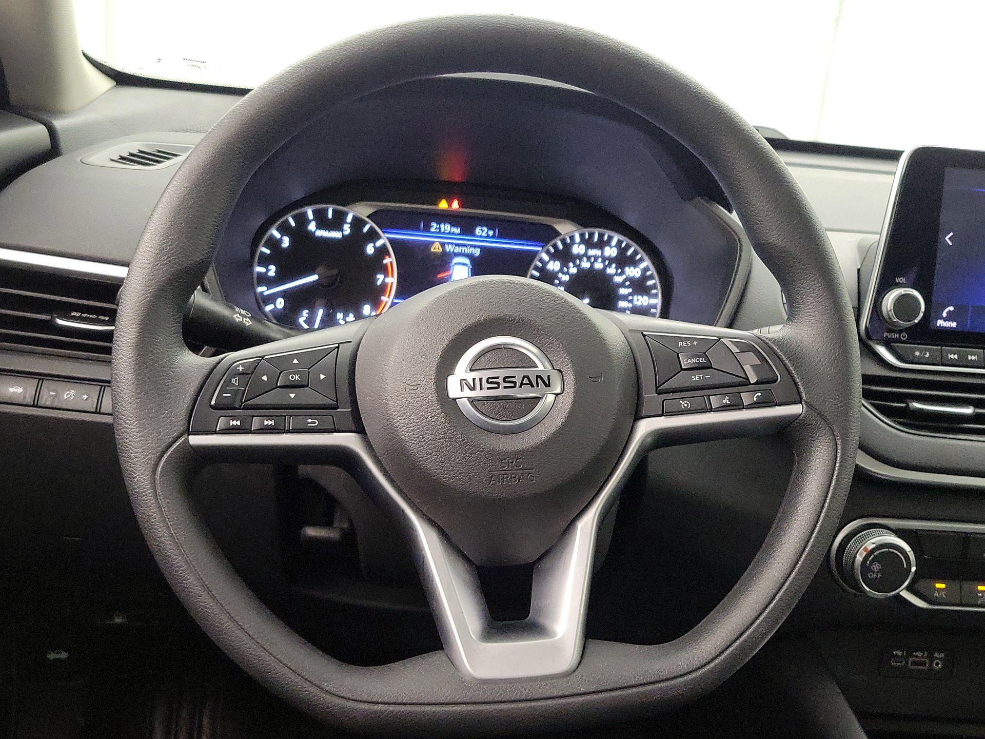 Thumbnail: 2021 Nissan Altima - 10