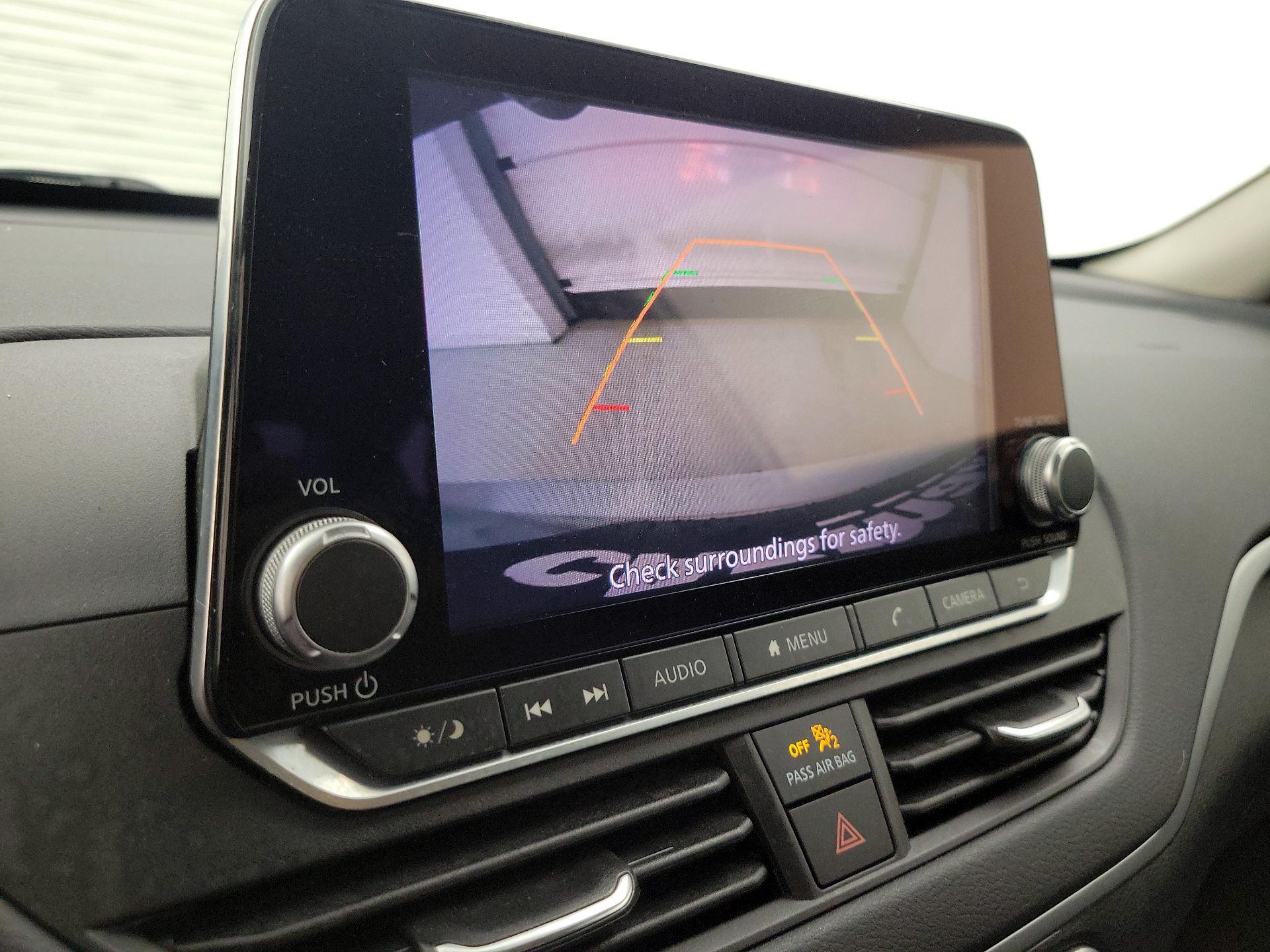 Thumbnail: 2021 Nissan Altima - 14