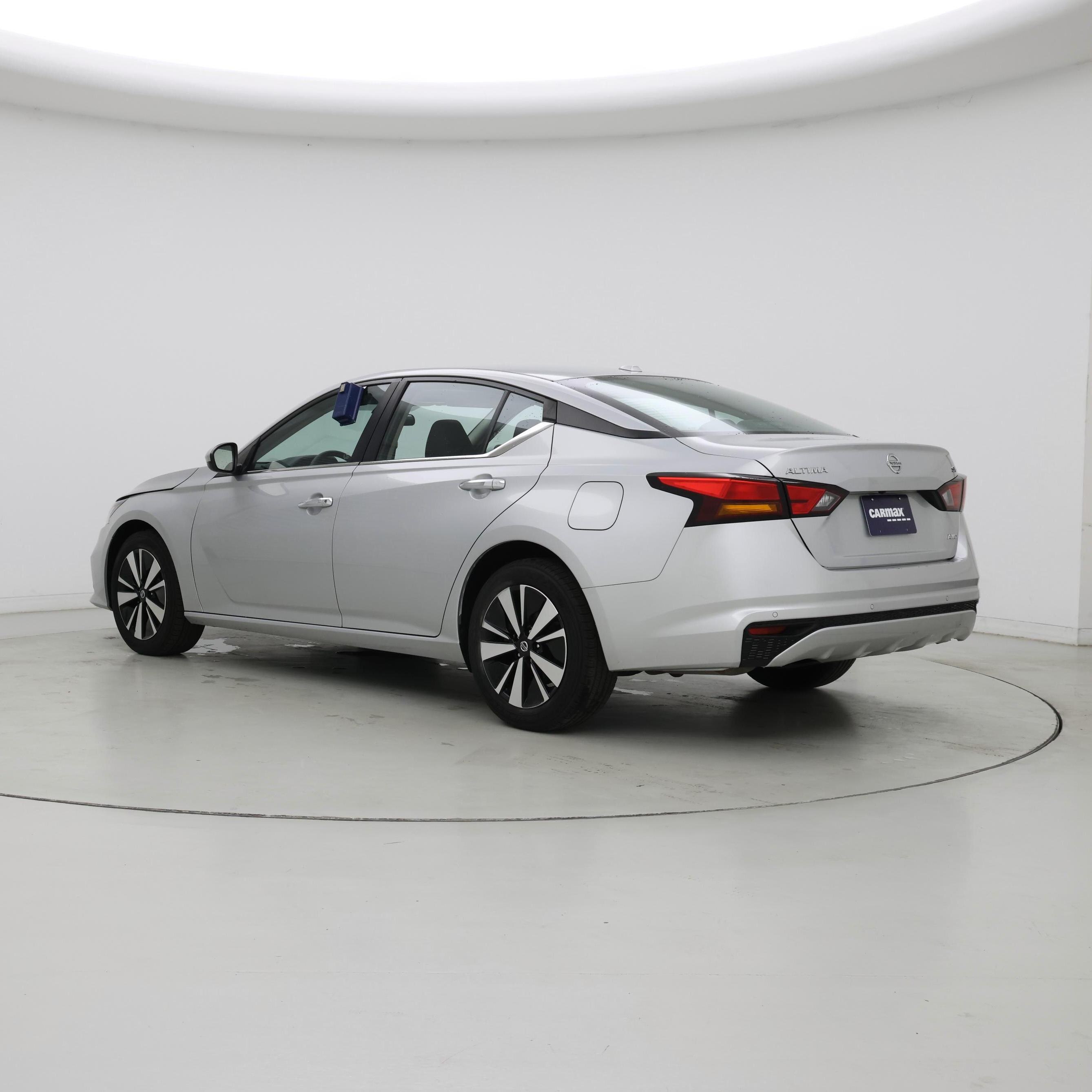 Thumbnail: 2021 Nissan Altima - 2