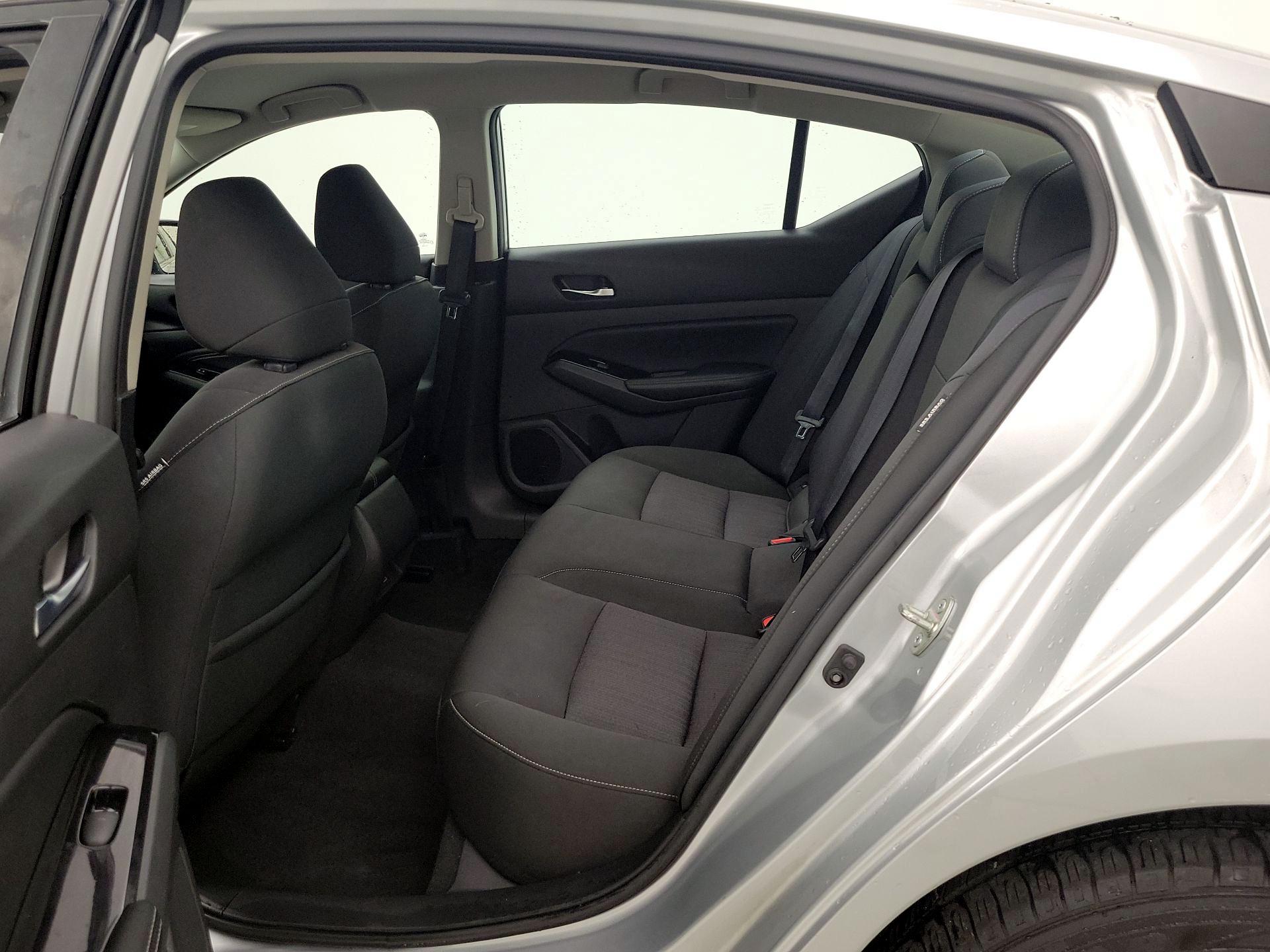 Thumbnail: 2021 Nissan Altima - 19