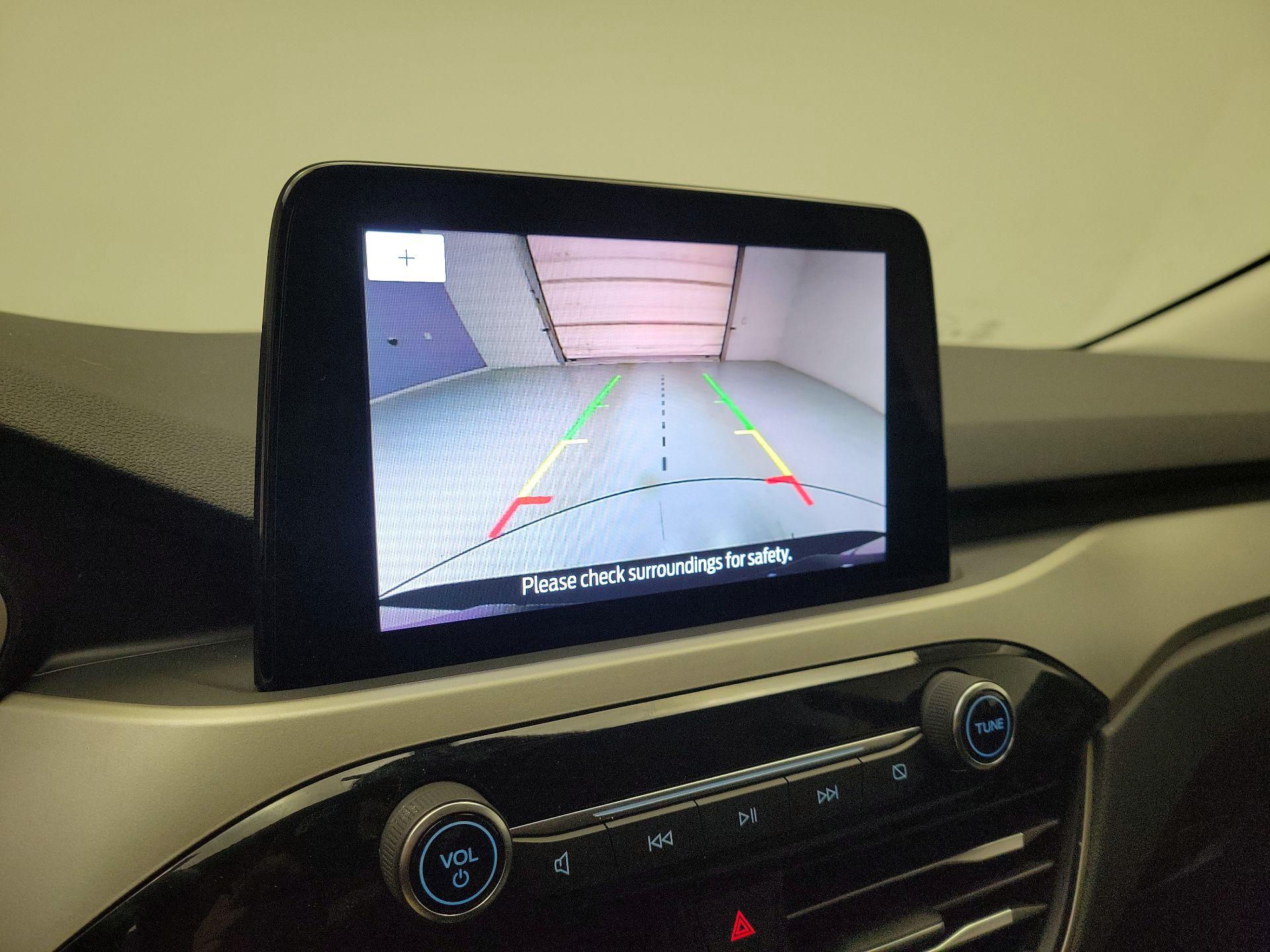 Thumbnail: 2022 Ford Escape - 14