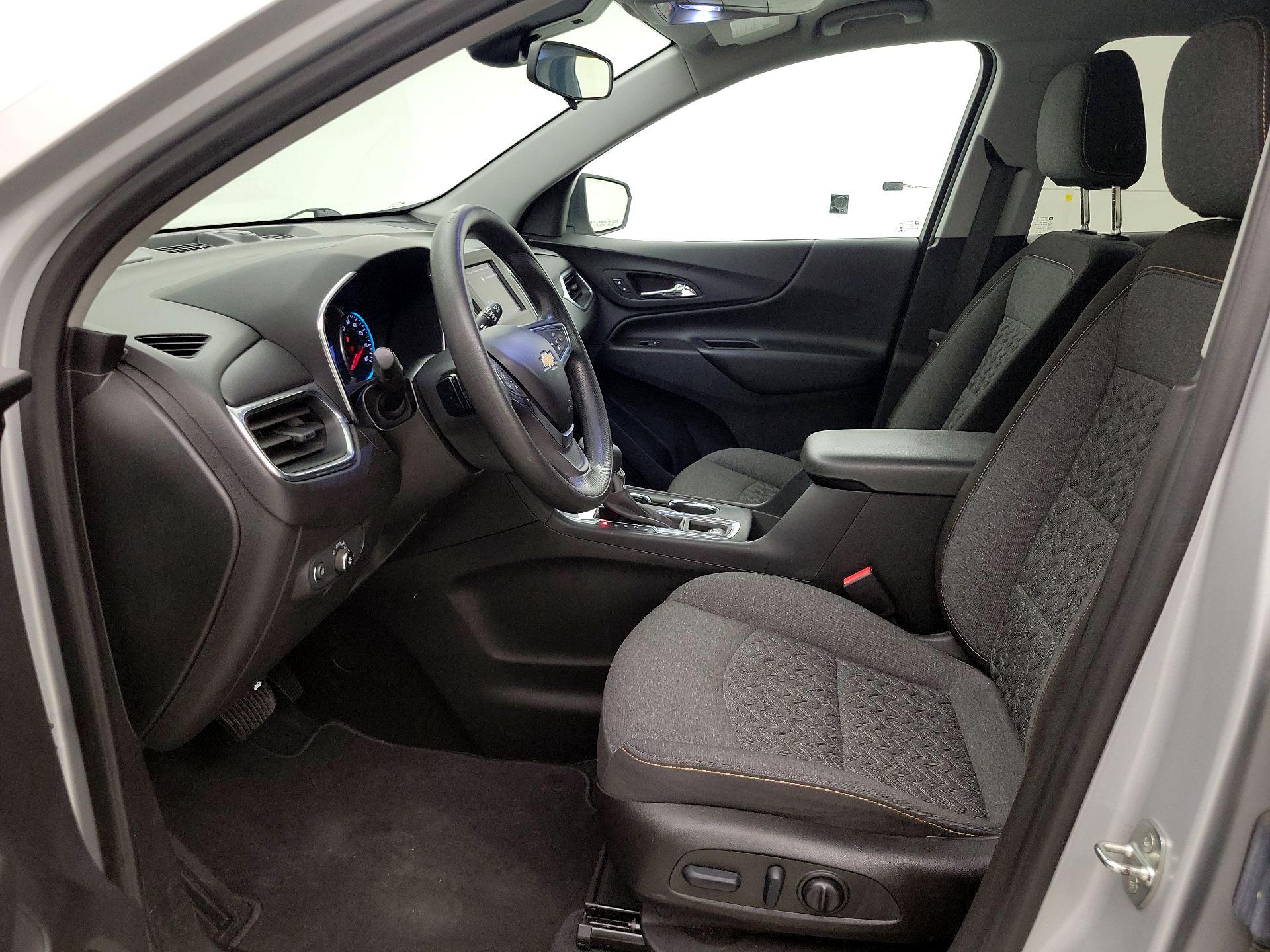 Thumbnail: 2022 Chevrolet Equinox - 11