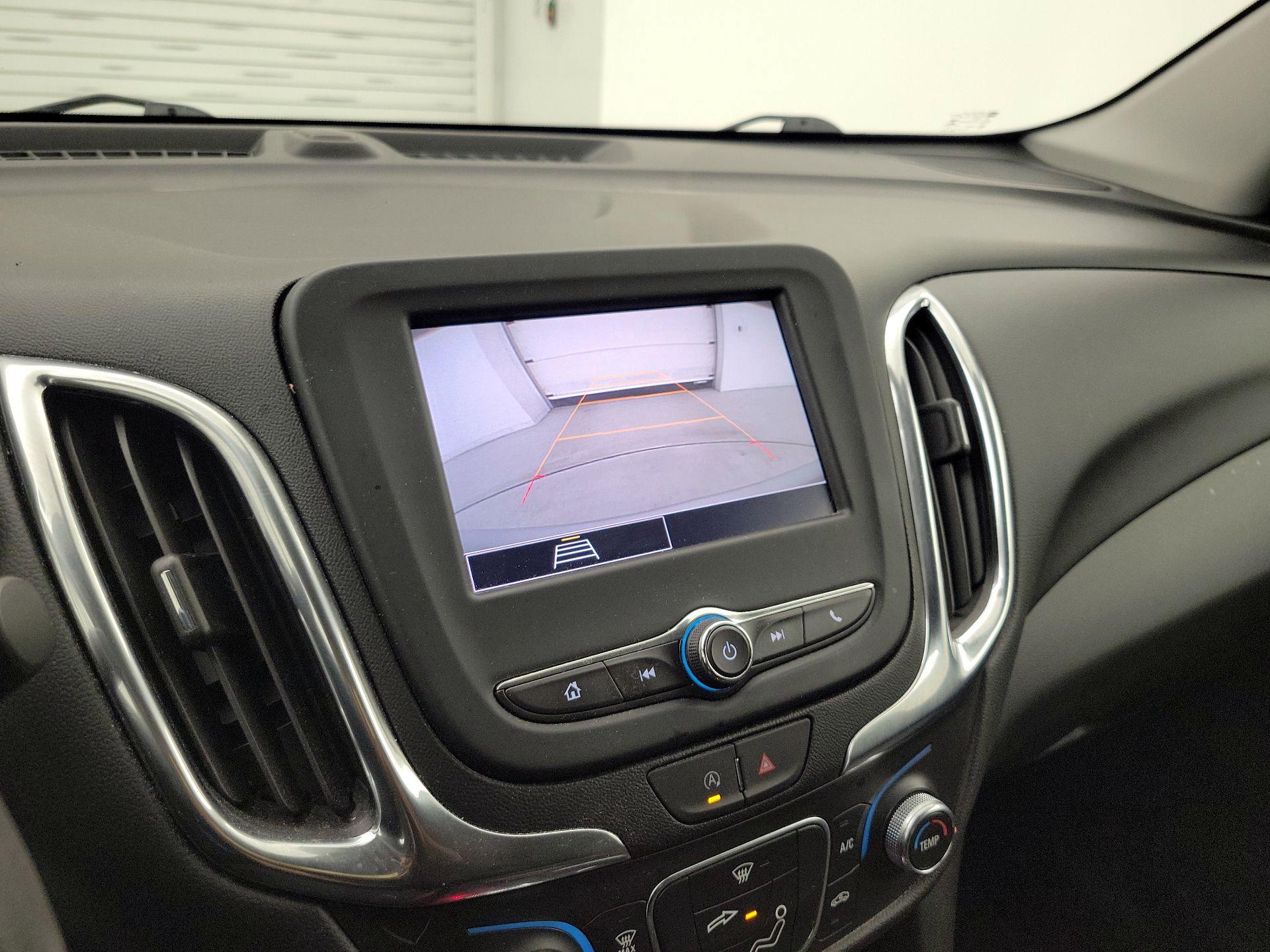 Thumbnail: 2022 Chevrolet Equinox - 14