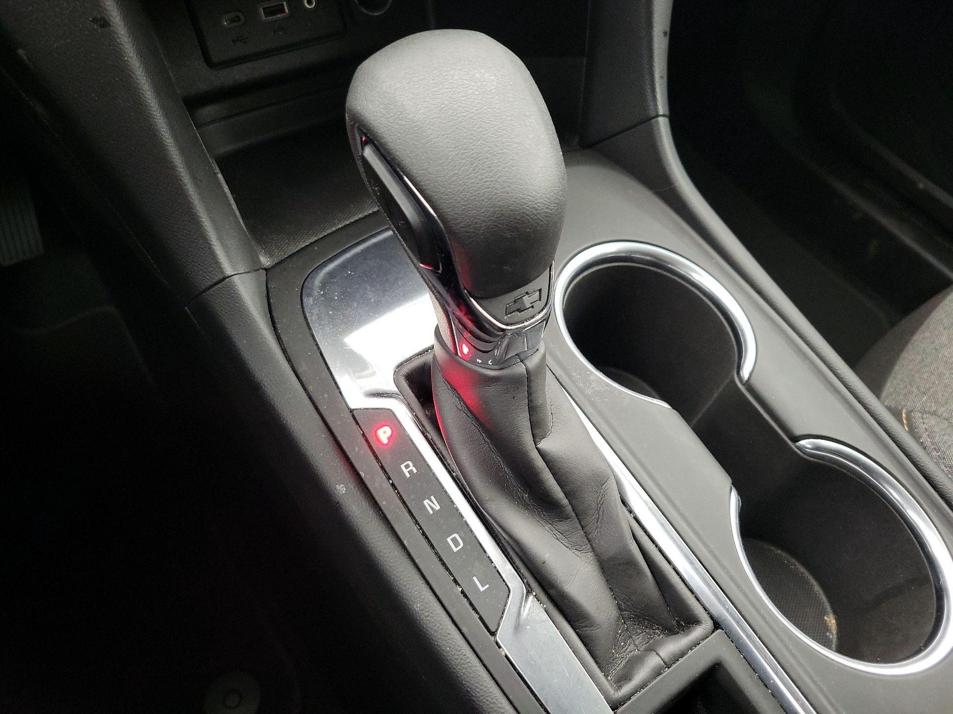 Thumbnail: 2022 Chevrolet Equinox - 17