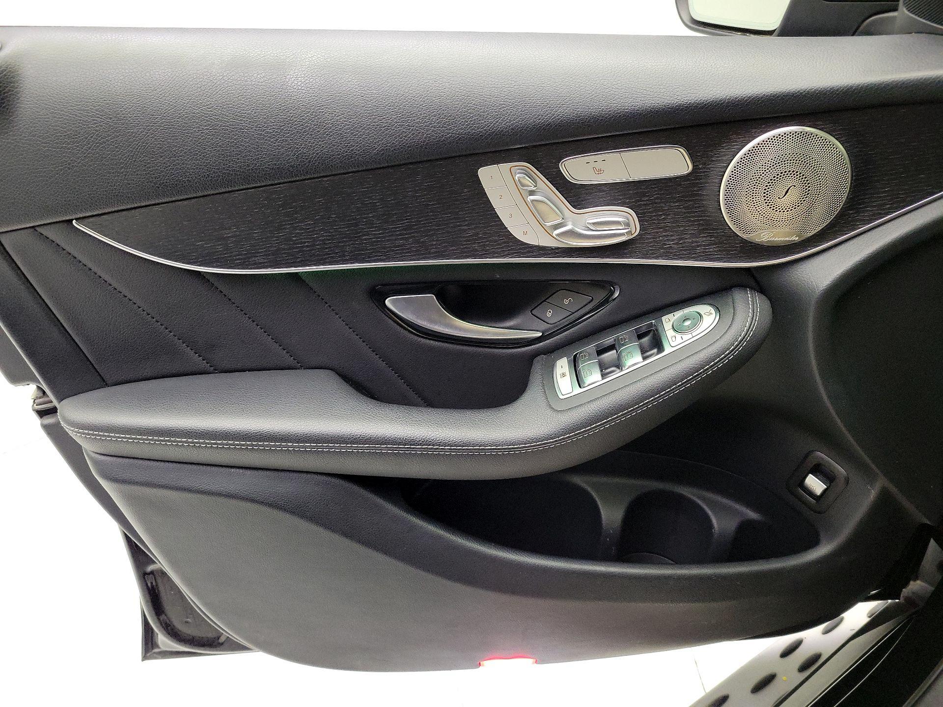 Thumbnail: 2021 Mercedes-Benz GLC - 12