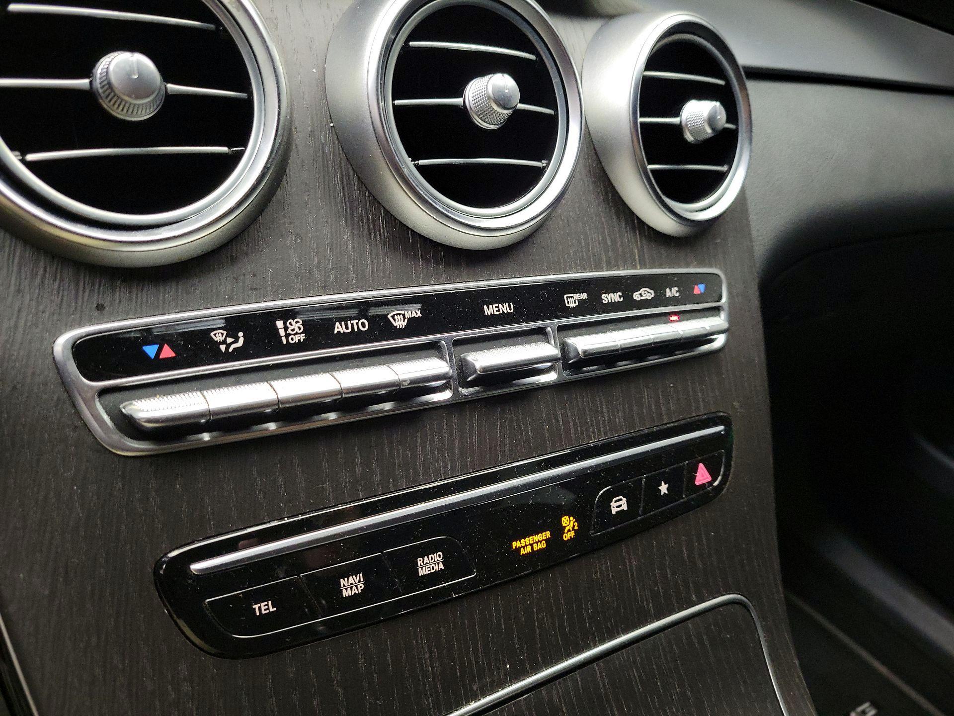 Thumbnail: 2021 Mercedes-Benz GLC - 16