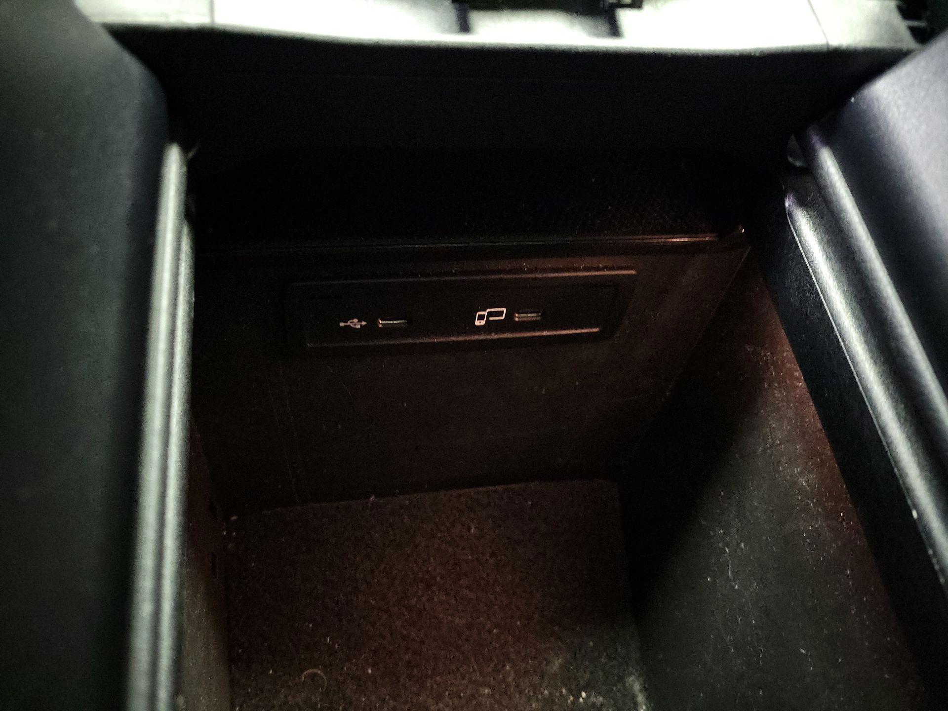 Thumbnail: 2021 Mercedes-Benz GLC - 18