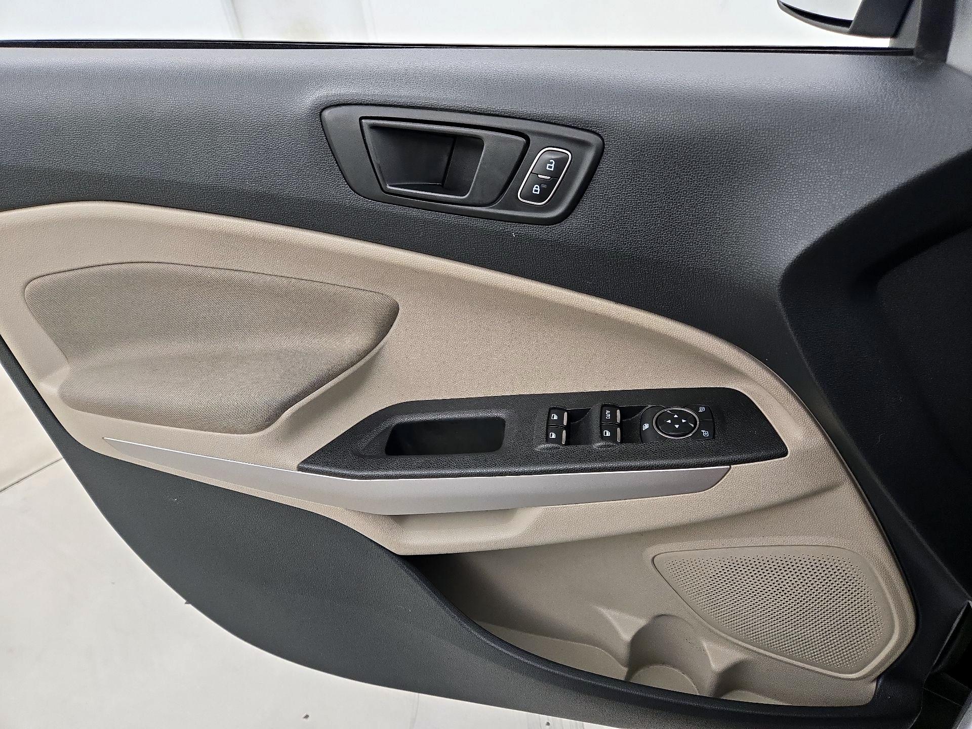 Thumbnail: 2022 Ford EcoSport - 12