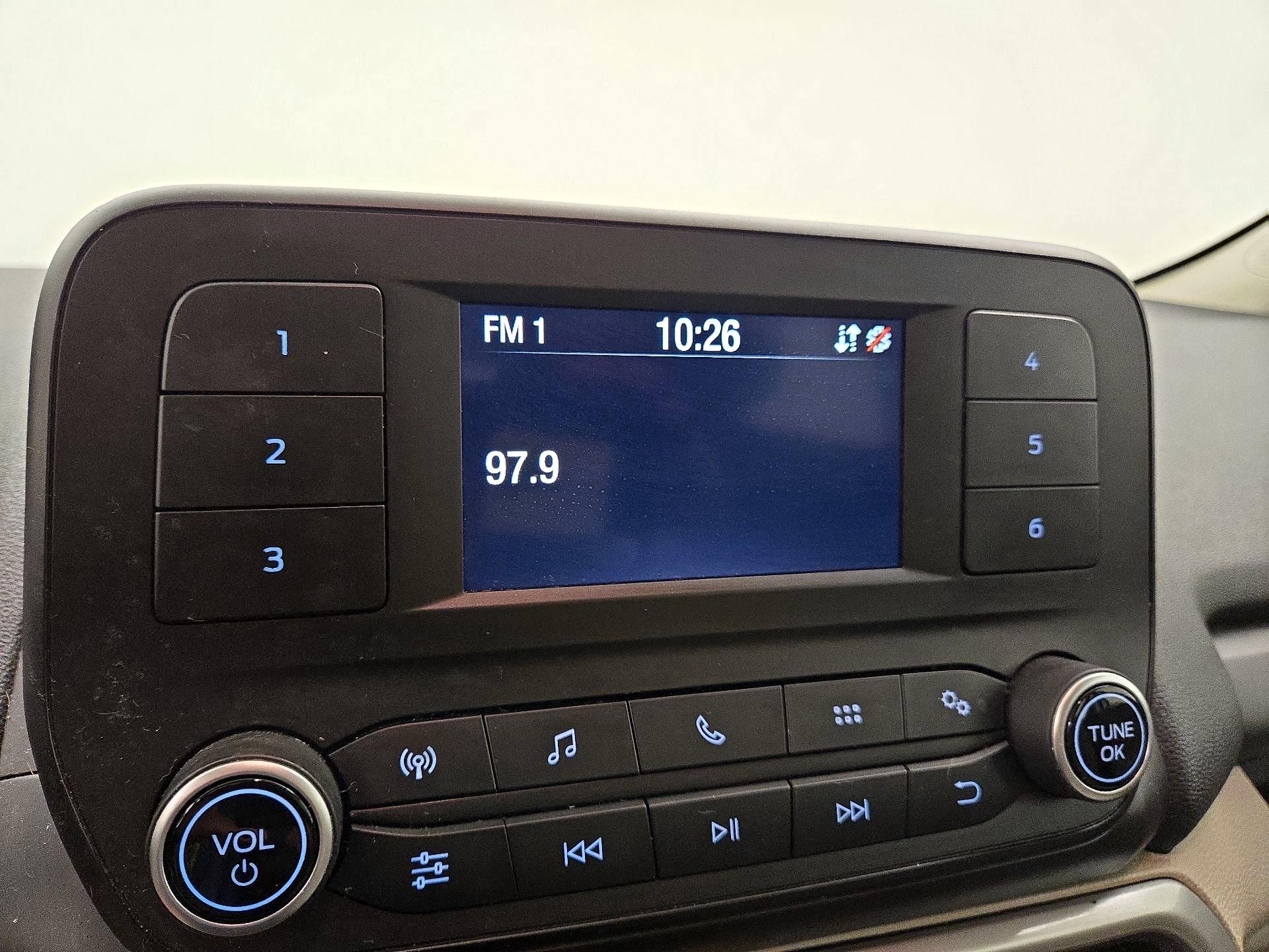 Thumbnail: 2022 Ford EcoSport - 15