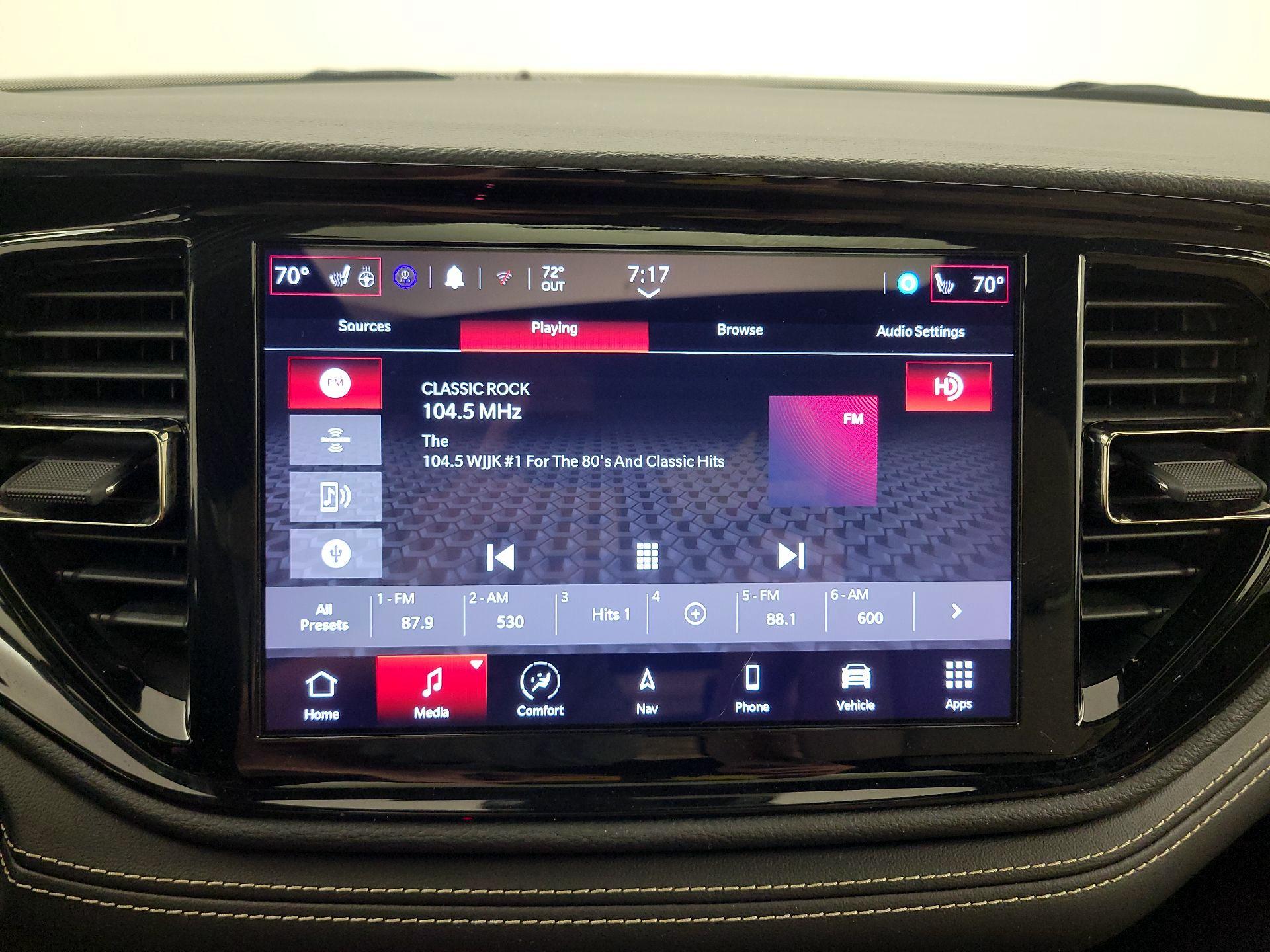 Thumbnail: 2022 Dodge Durango - 16