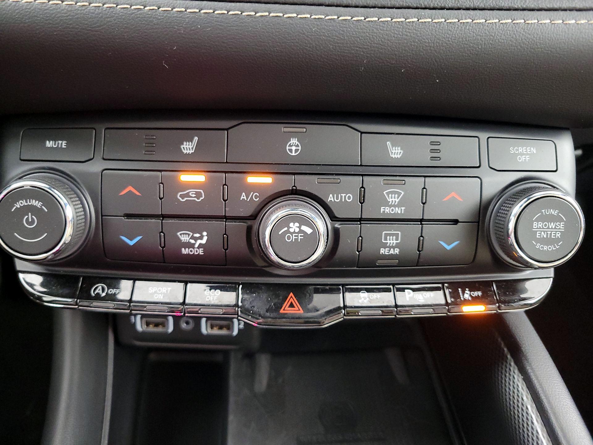 Thumbnail: 2022 Dodge Durango - 17