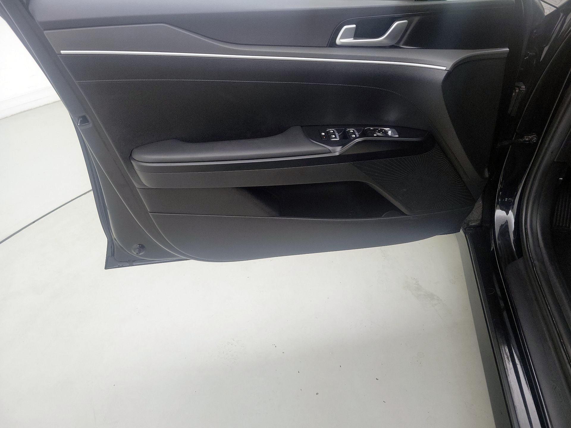 Thumbnail: 2023 Kia K5 - 12