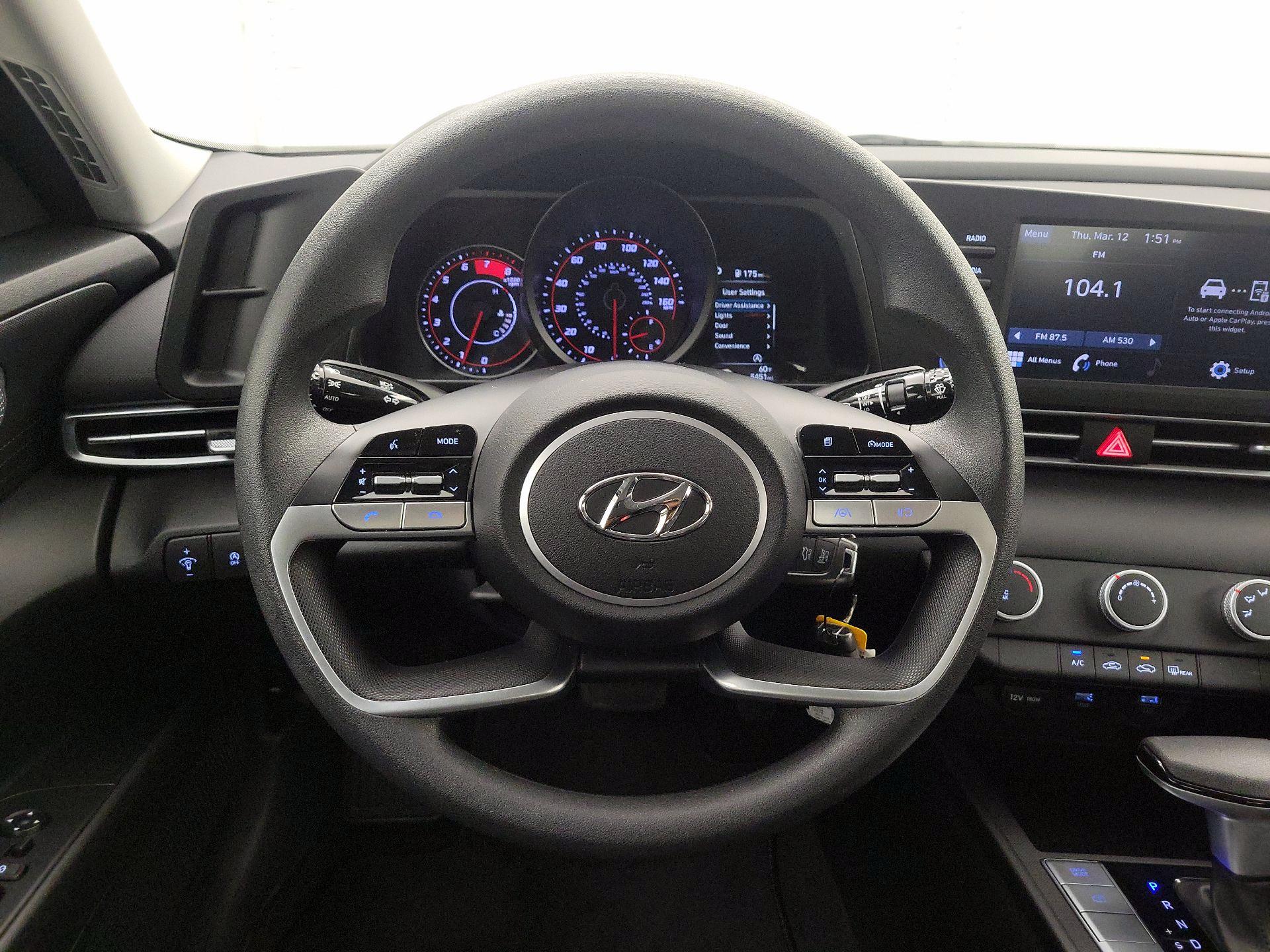 Thumbnail: 2023 Hyundai Elantra - 10