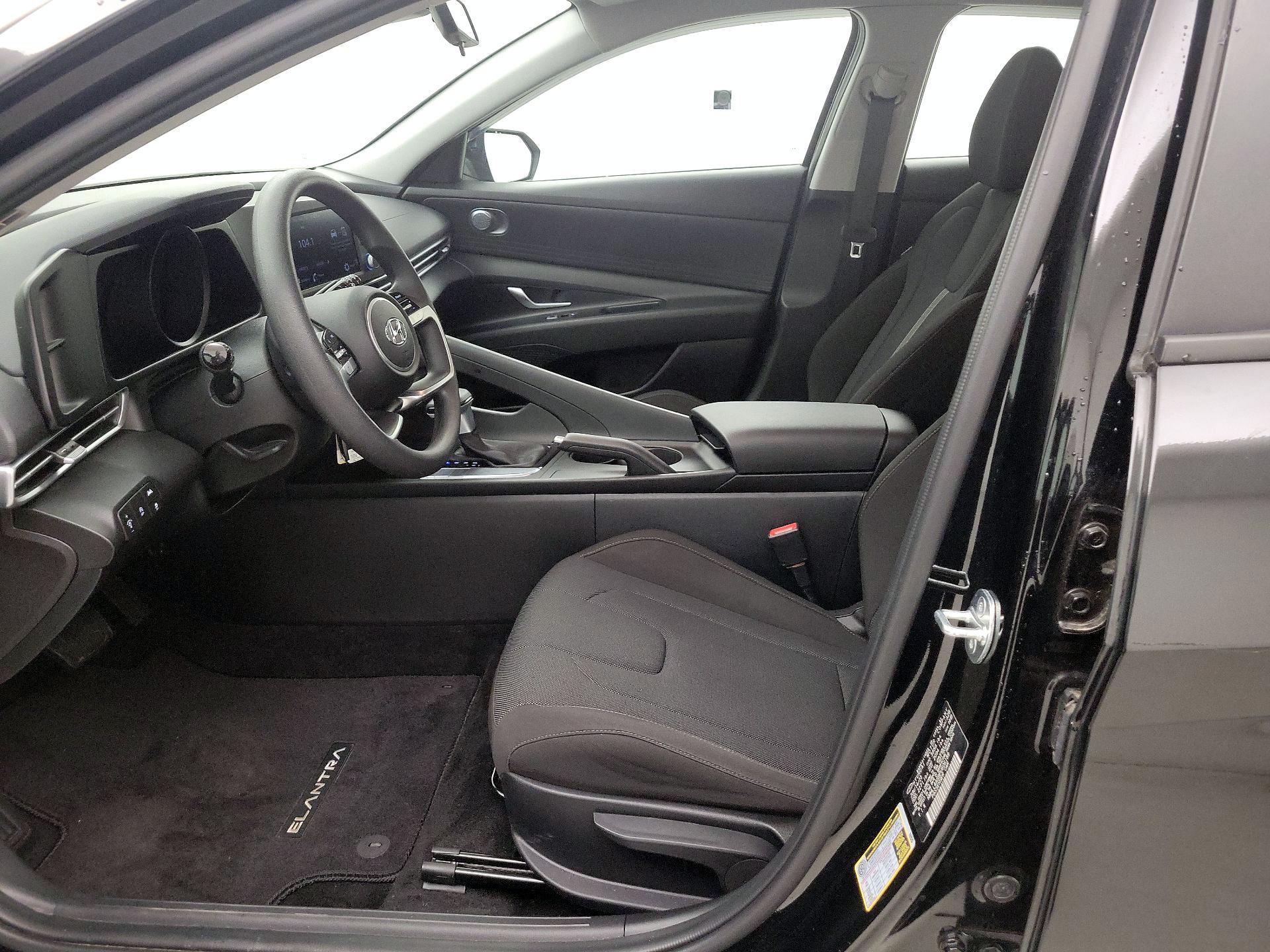 Thumbnail: 2023 Hyundai Elantra - 11