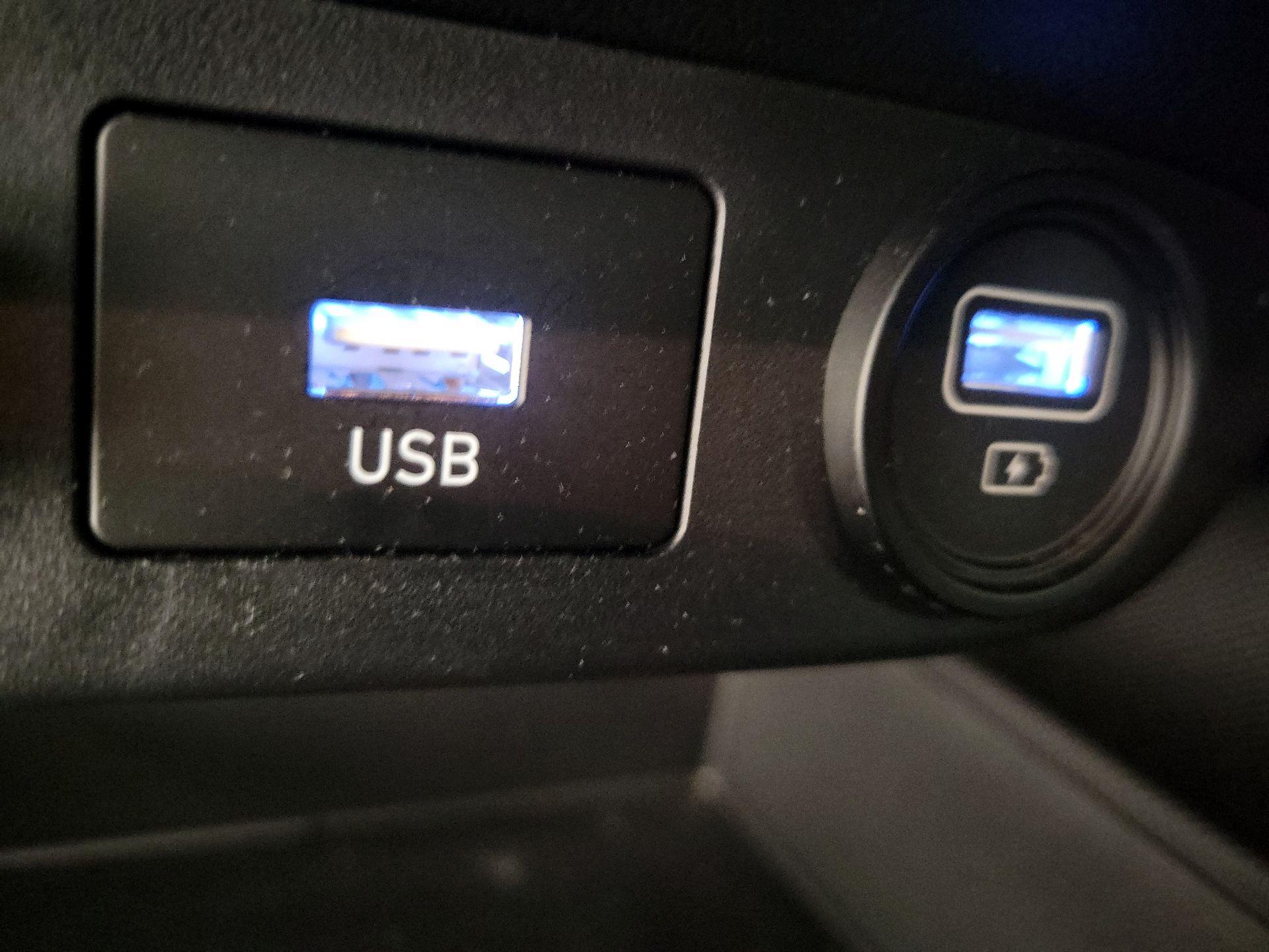 Thumbnail: 2023 Hyundai Elantra - 18