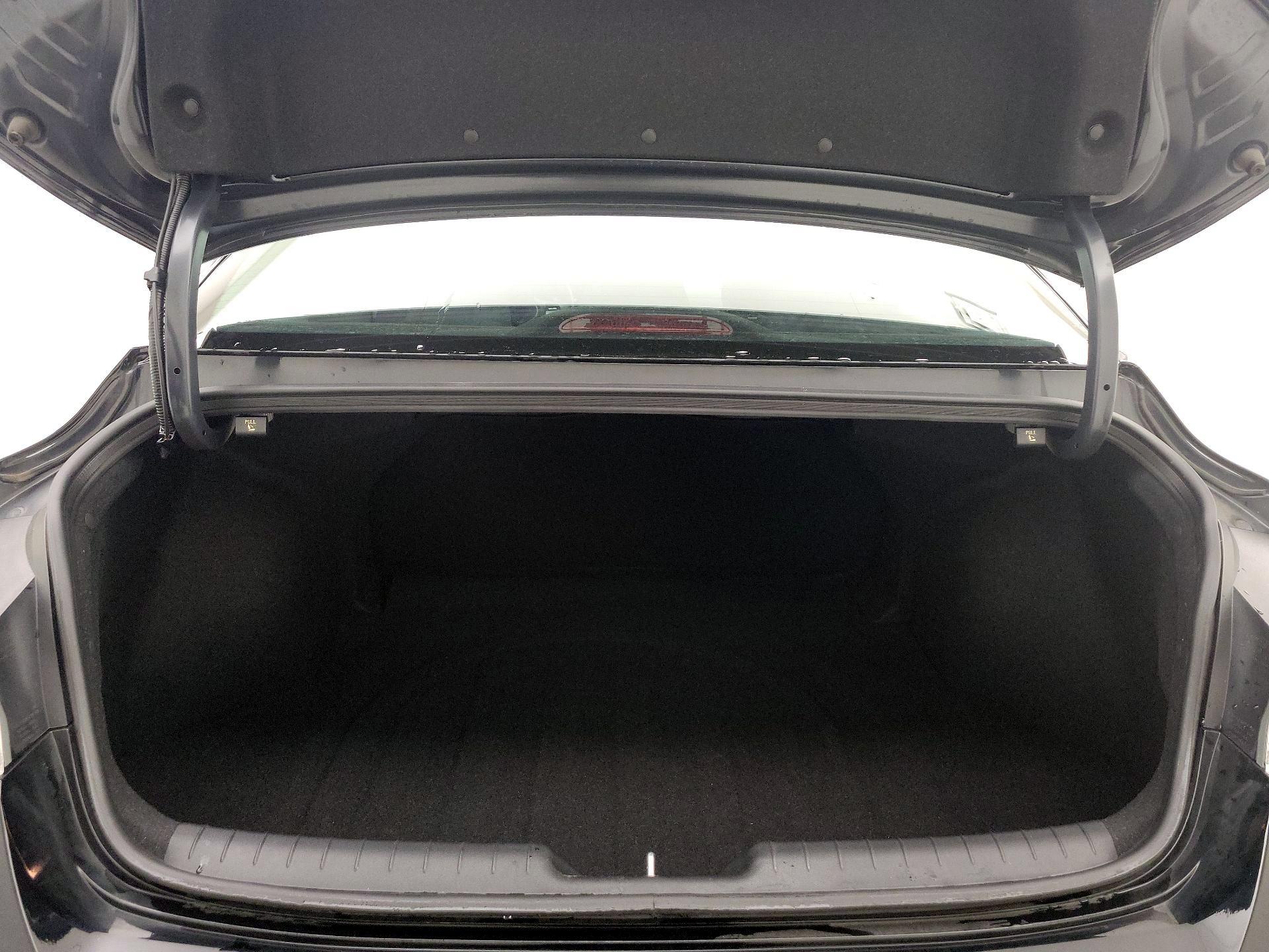 Thumbnail: 2023 Hyundai Elantra - 20