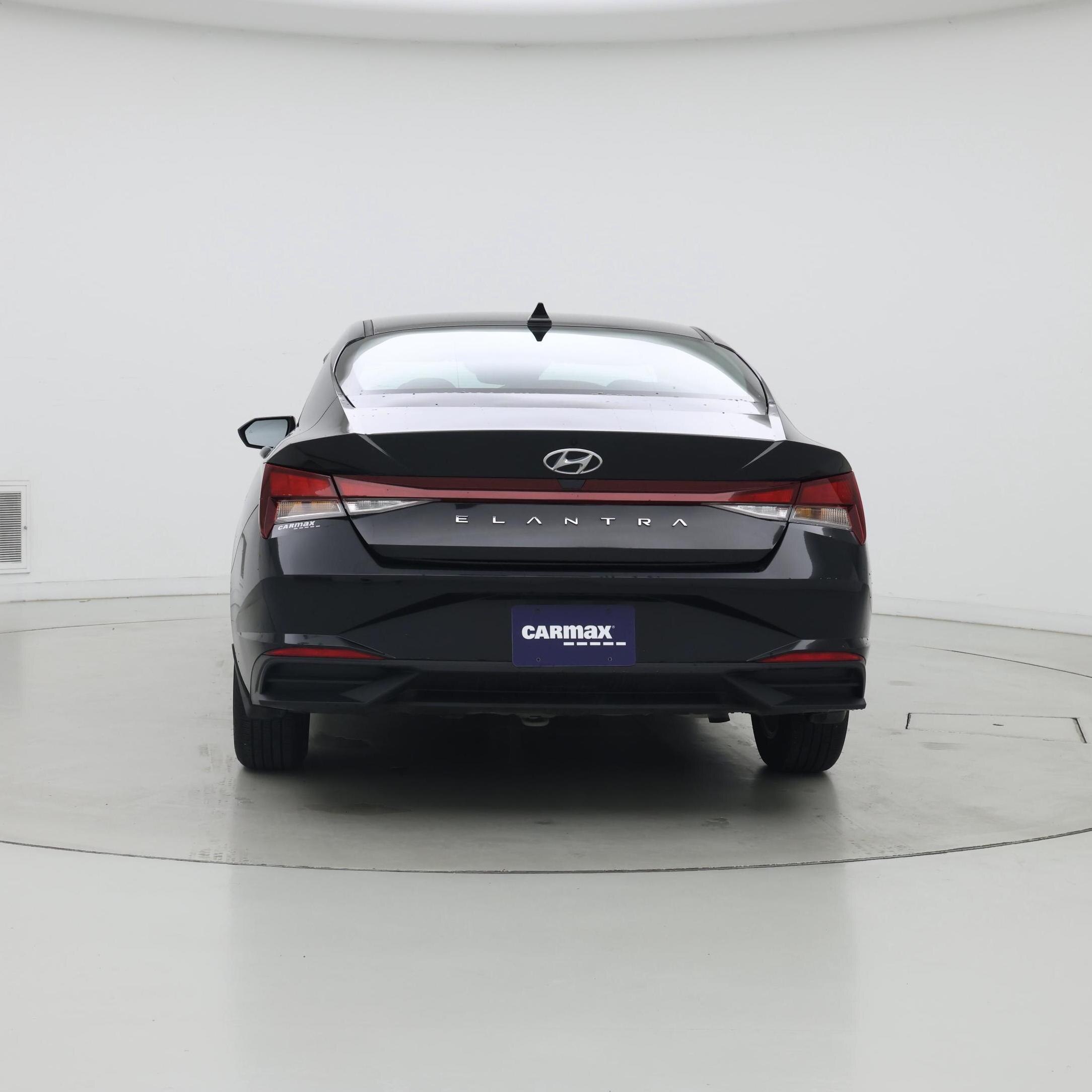 Thumbnail: 2023 Hyundai Elantra - 6