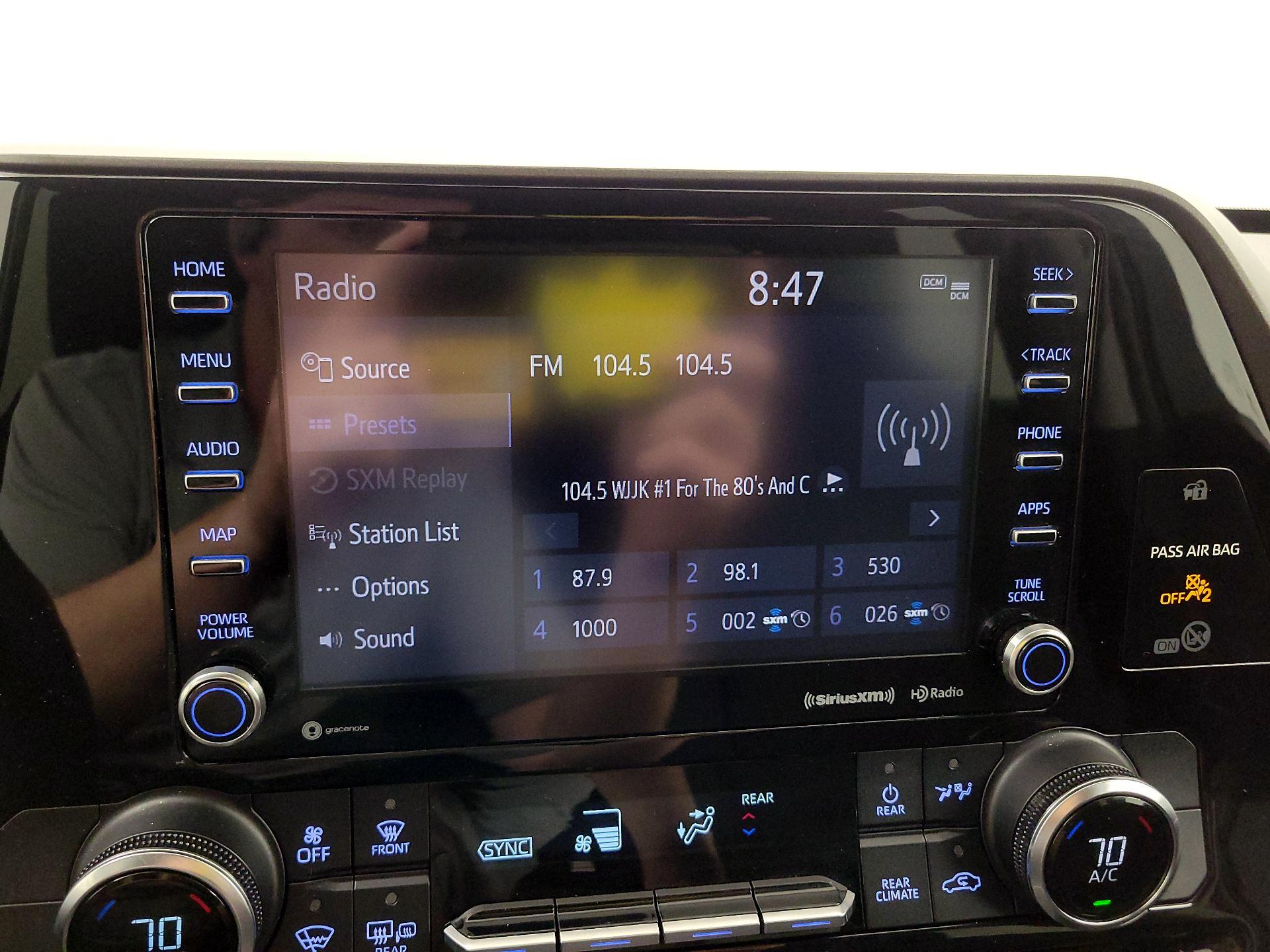 Thumbnail: 2020 Toyota Highlander - 15