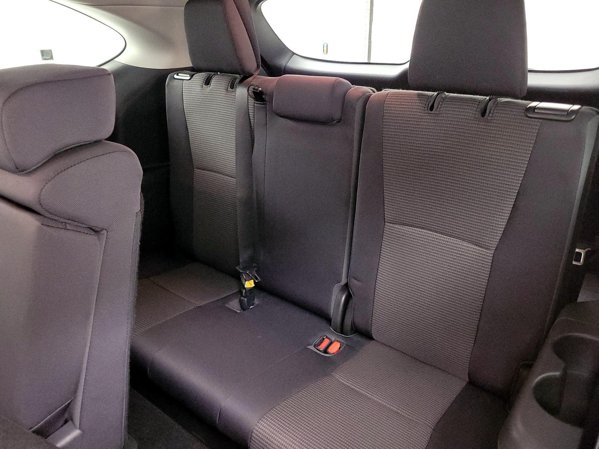 Thumbnail: 2020 Toyota Highlander - 20