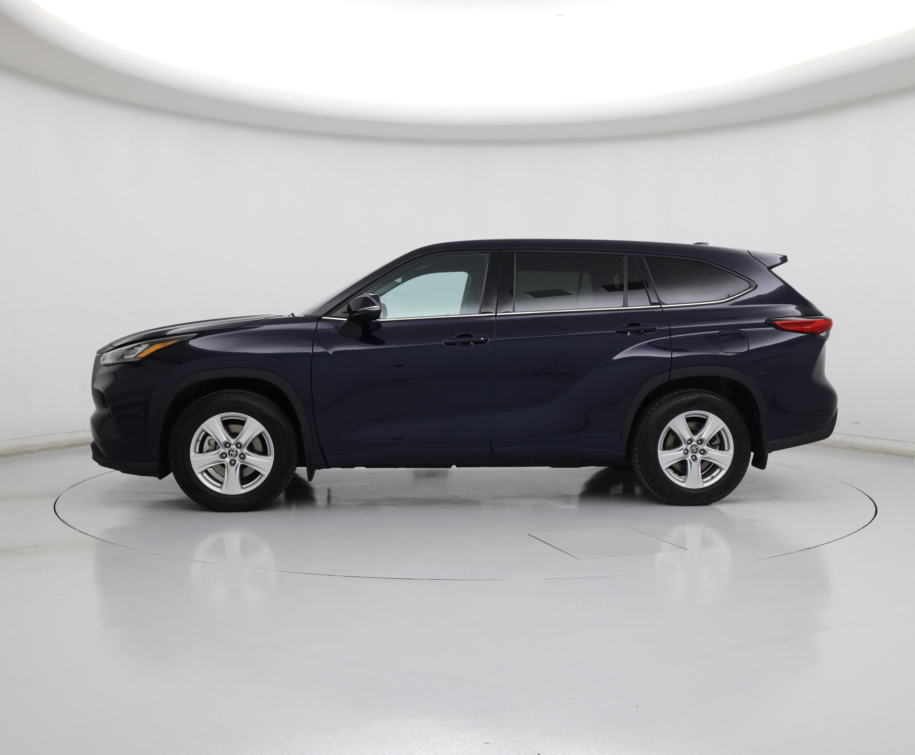 Thumbnail: 2020 Toyota Highlander - 3