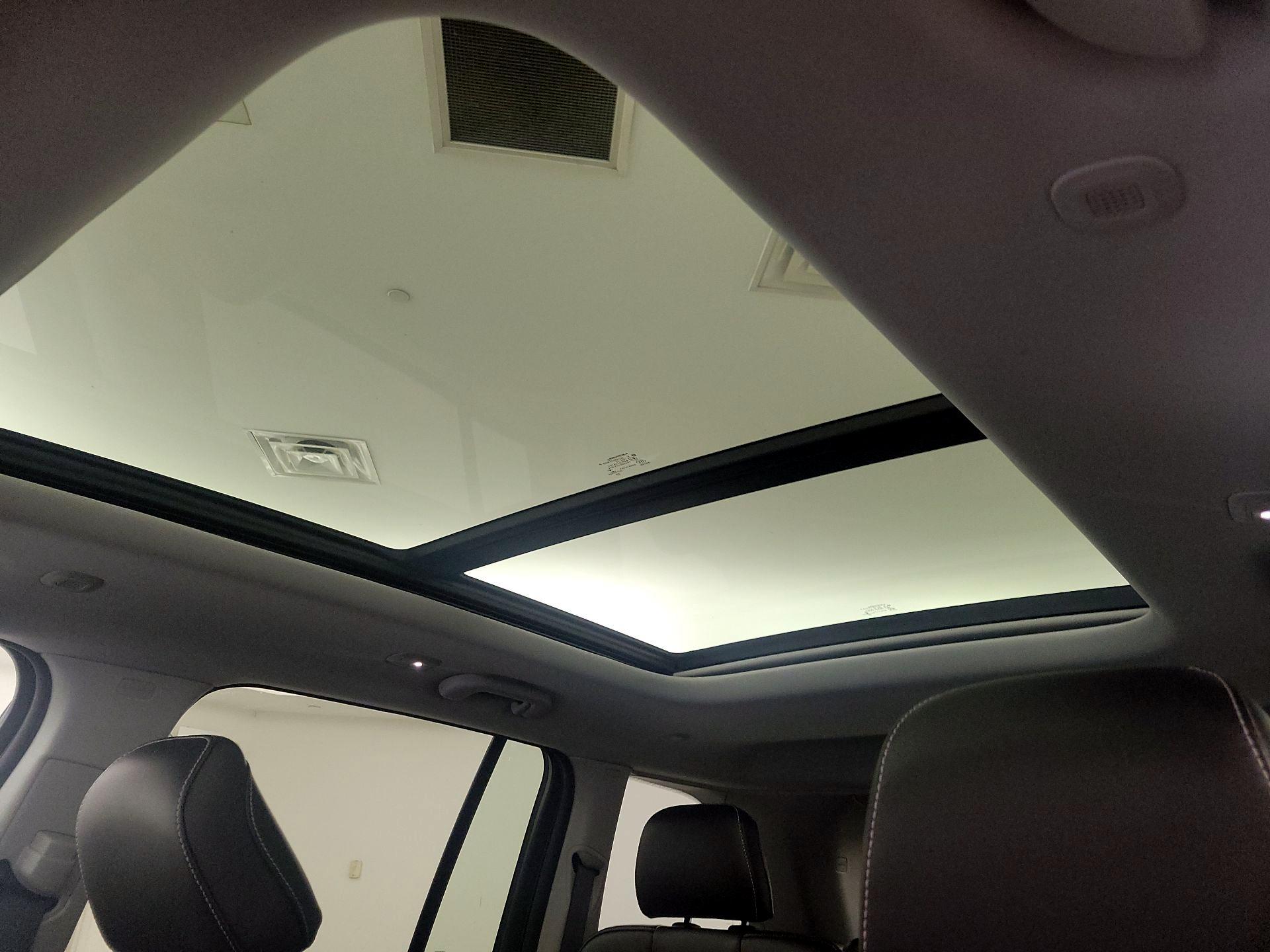 Thumbnail: 2023 Jeep Grand Cherokee - 20