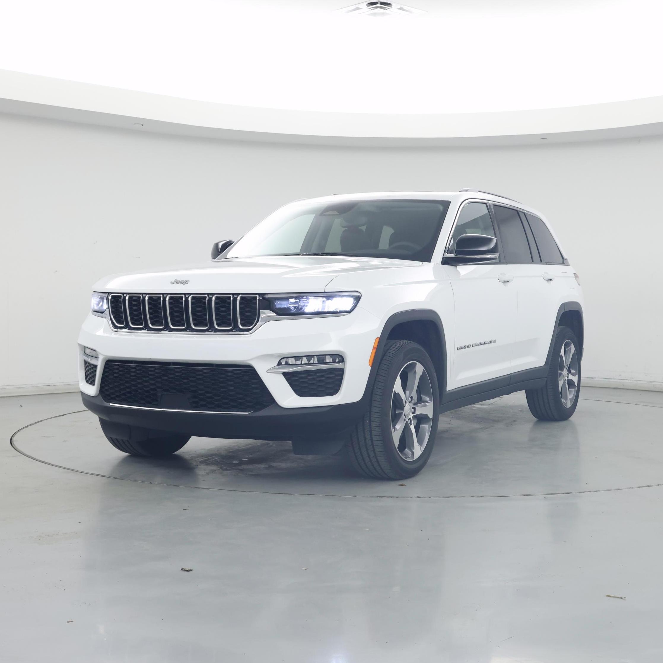 Thumbnail: 2023 Jeep Grand Cherokee - 4