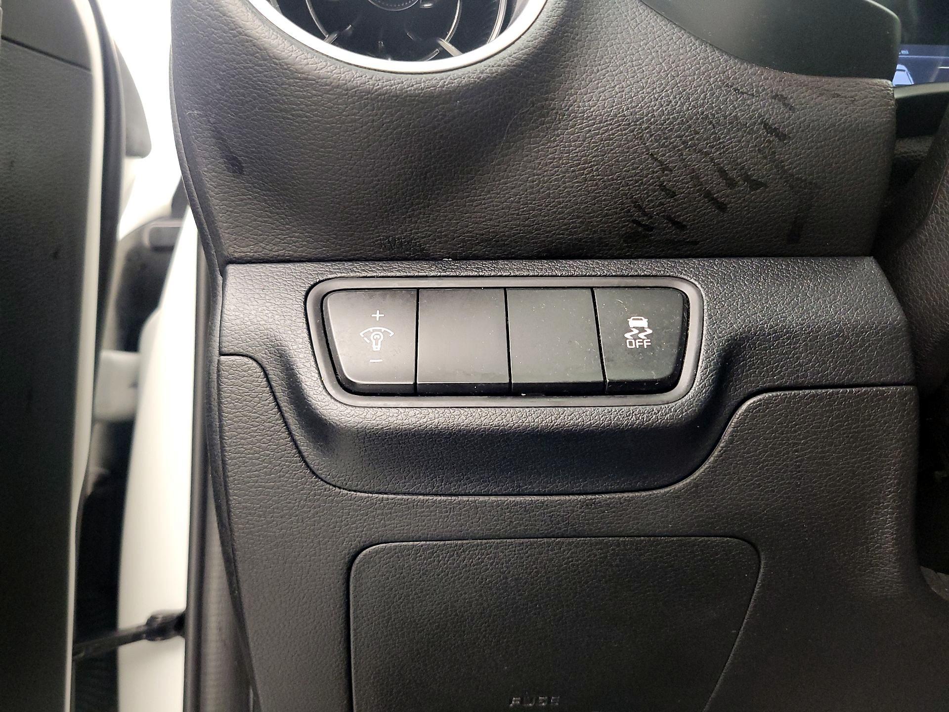 Thumbnail: 2024 Kia Forte - 13