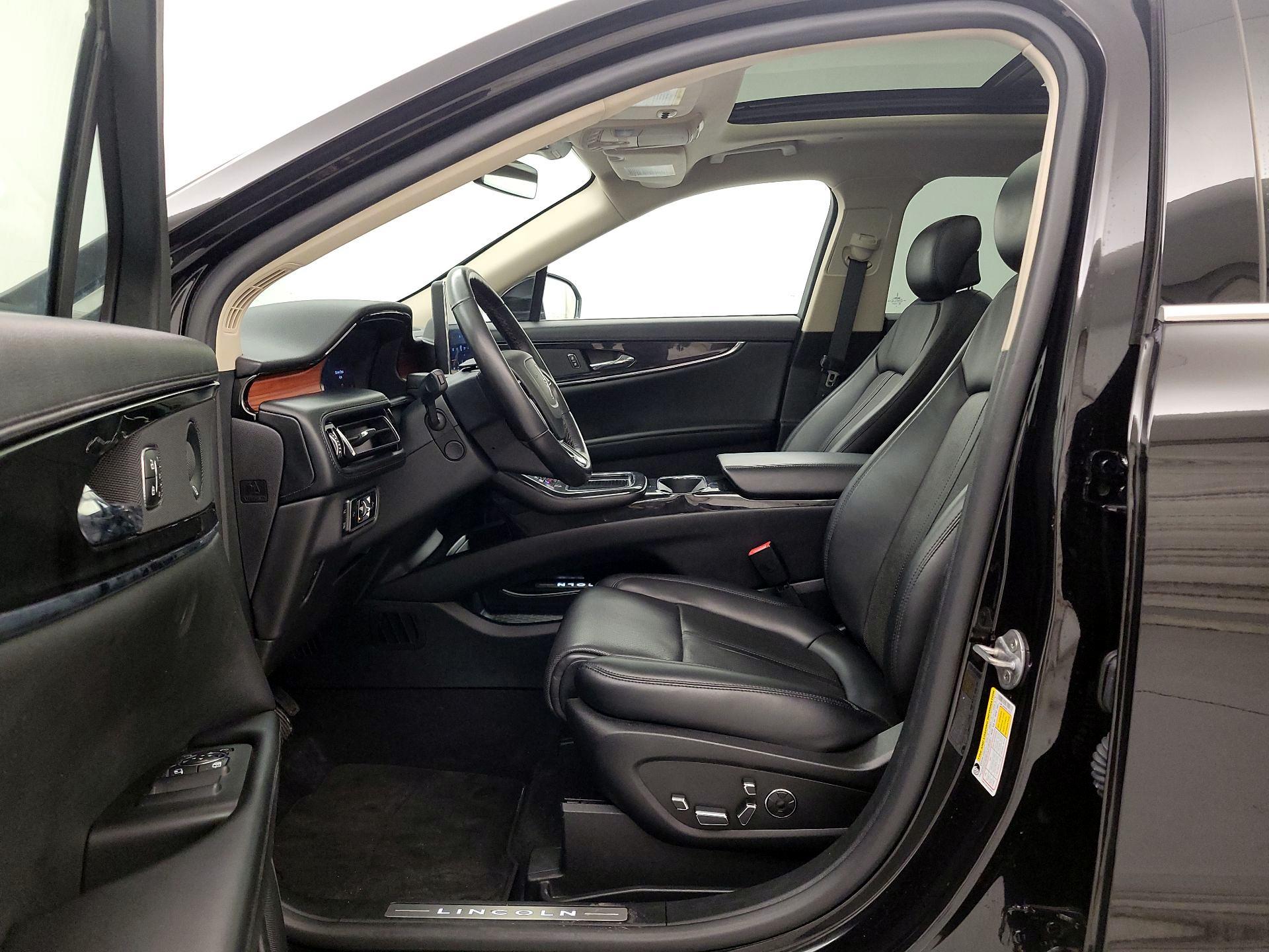 Thumbnail: 2023 Lincoln Nautilus - 11