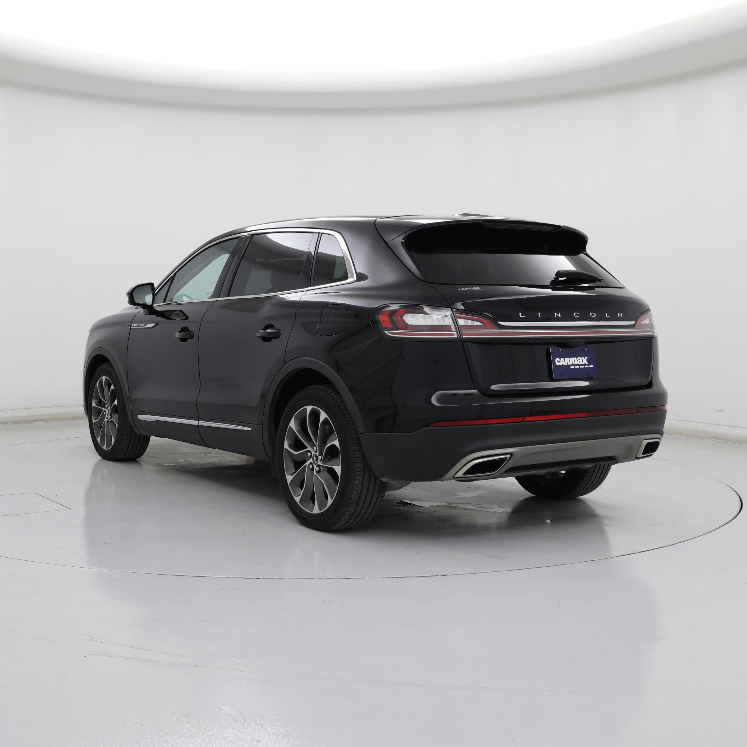 Thumbnail: 2023 Lincoln Nautilus - 2