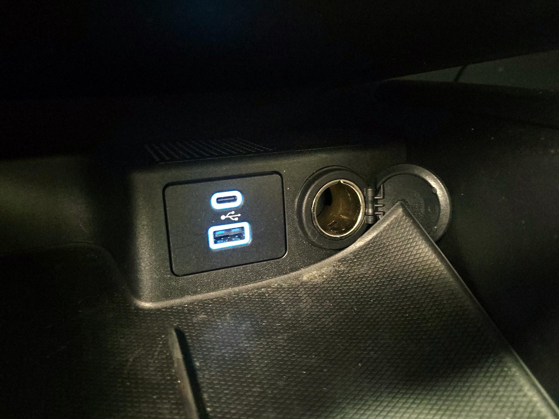 Thumbnail: 2022 Ford Escape - 18