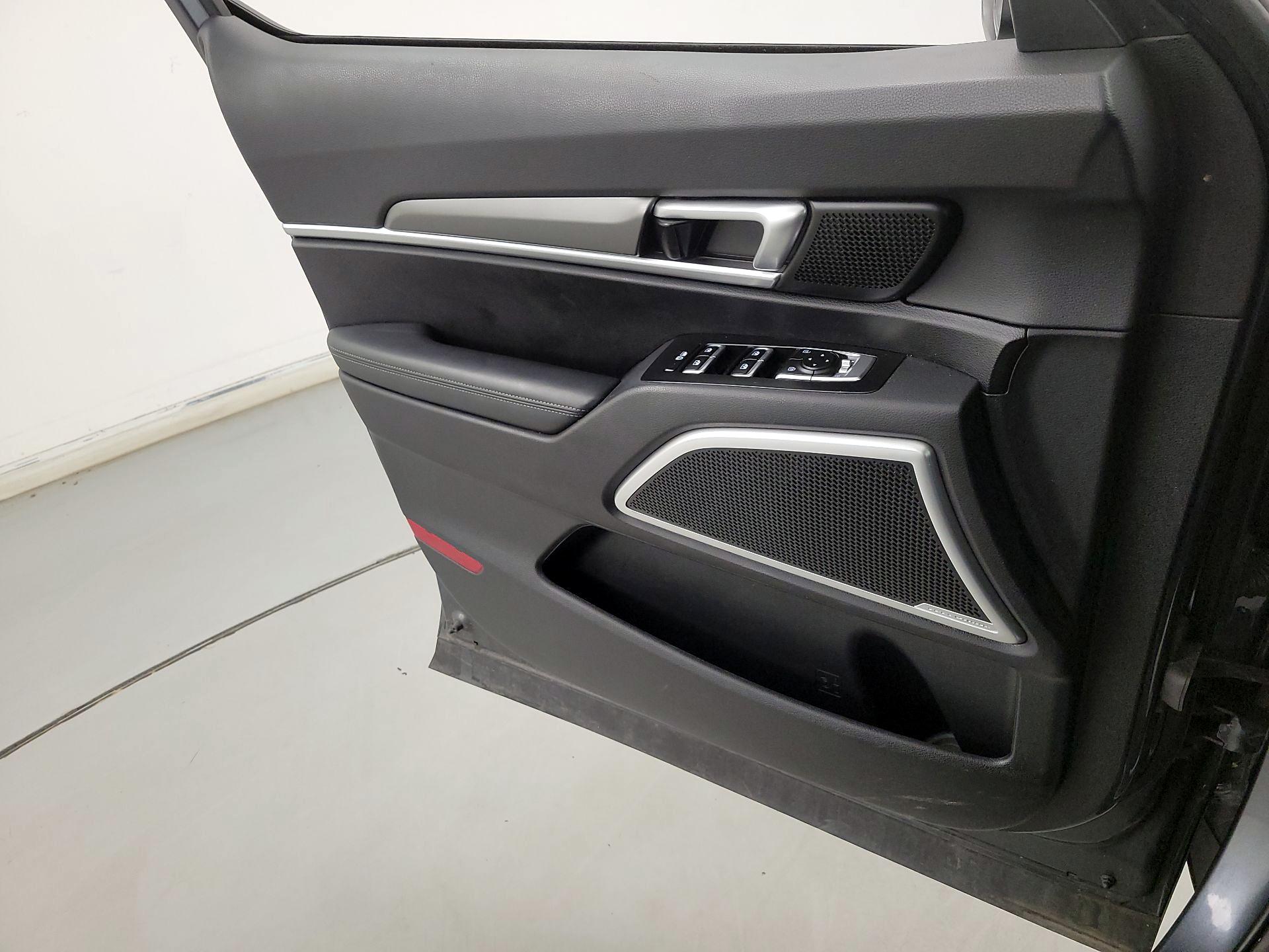 Thumbnail: 2021 Kia Telluride - 12