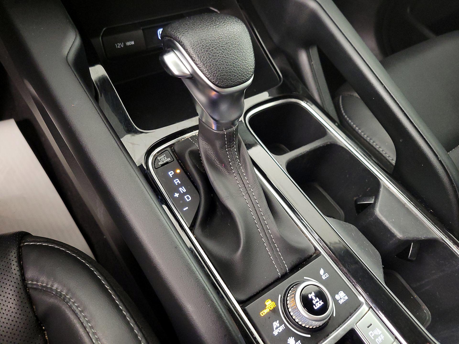 Thumbnail: 2021 Kia Telluride - 17