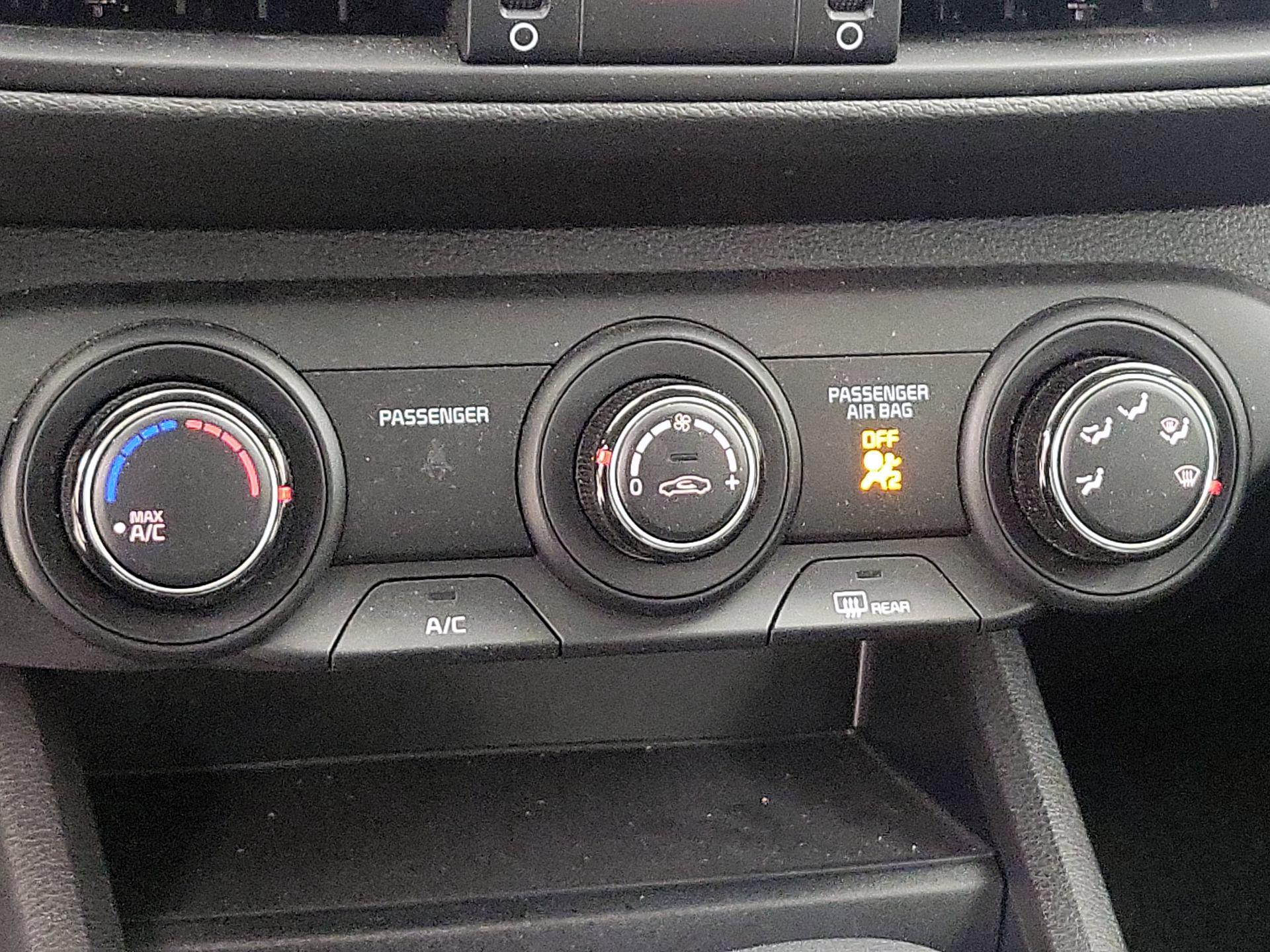 Thumbnail: 2023 Kia Forte - 16