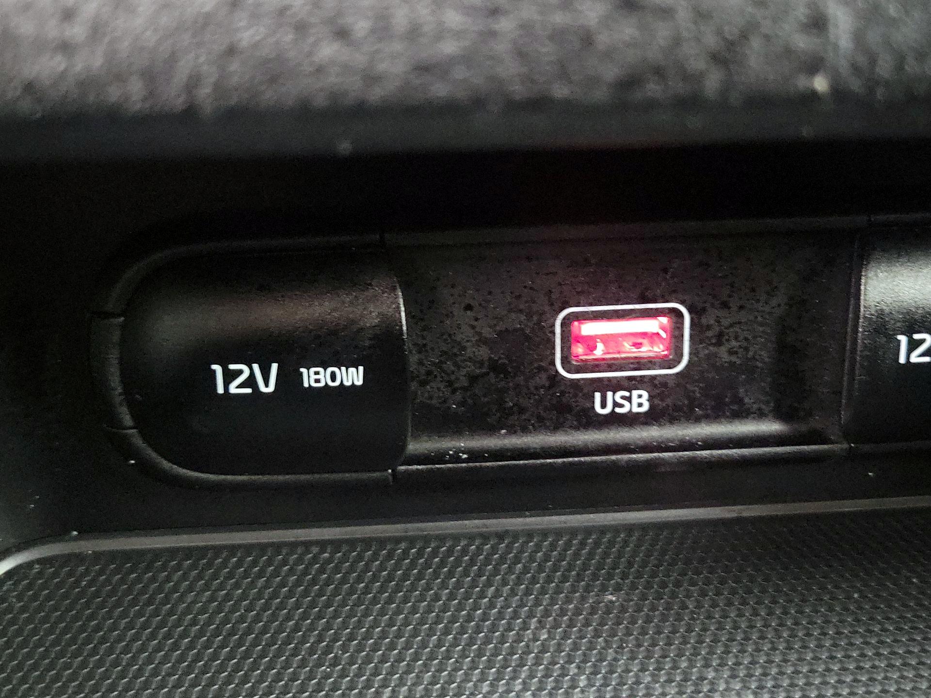 Thumbnail: 2023 Kia Forte - 18