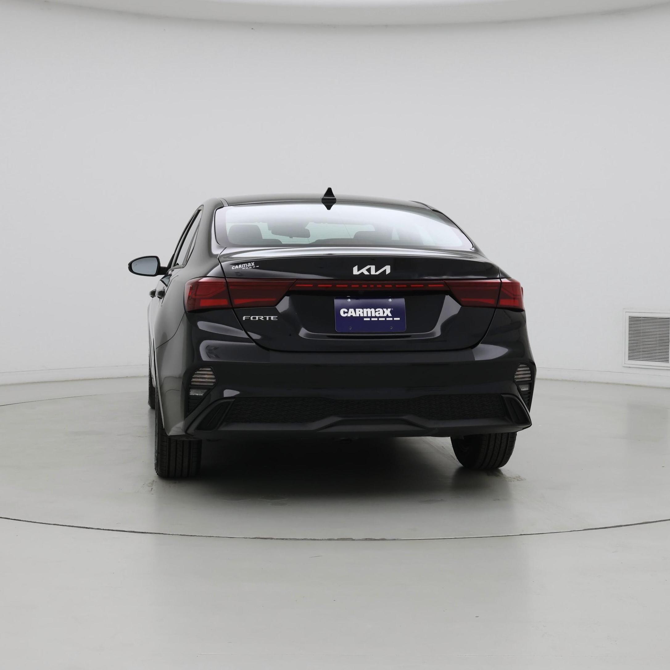 Thumbnail: 2023 Kia Forte - 6