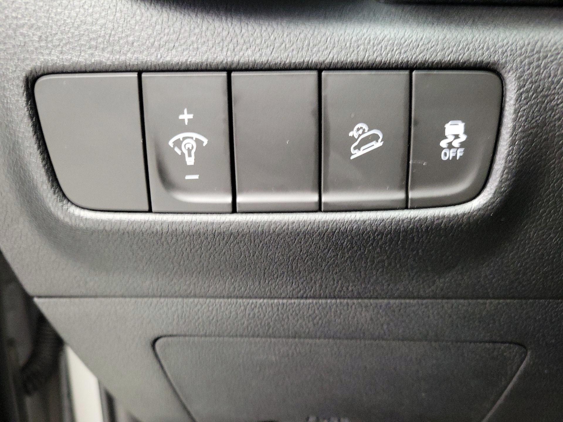 Thumbnail: 2023 Hyundai Kona - 13