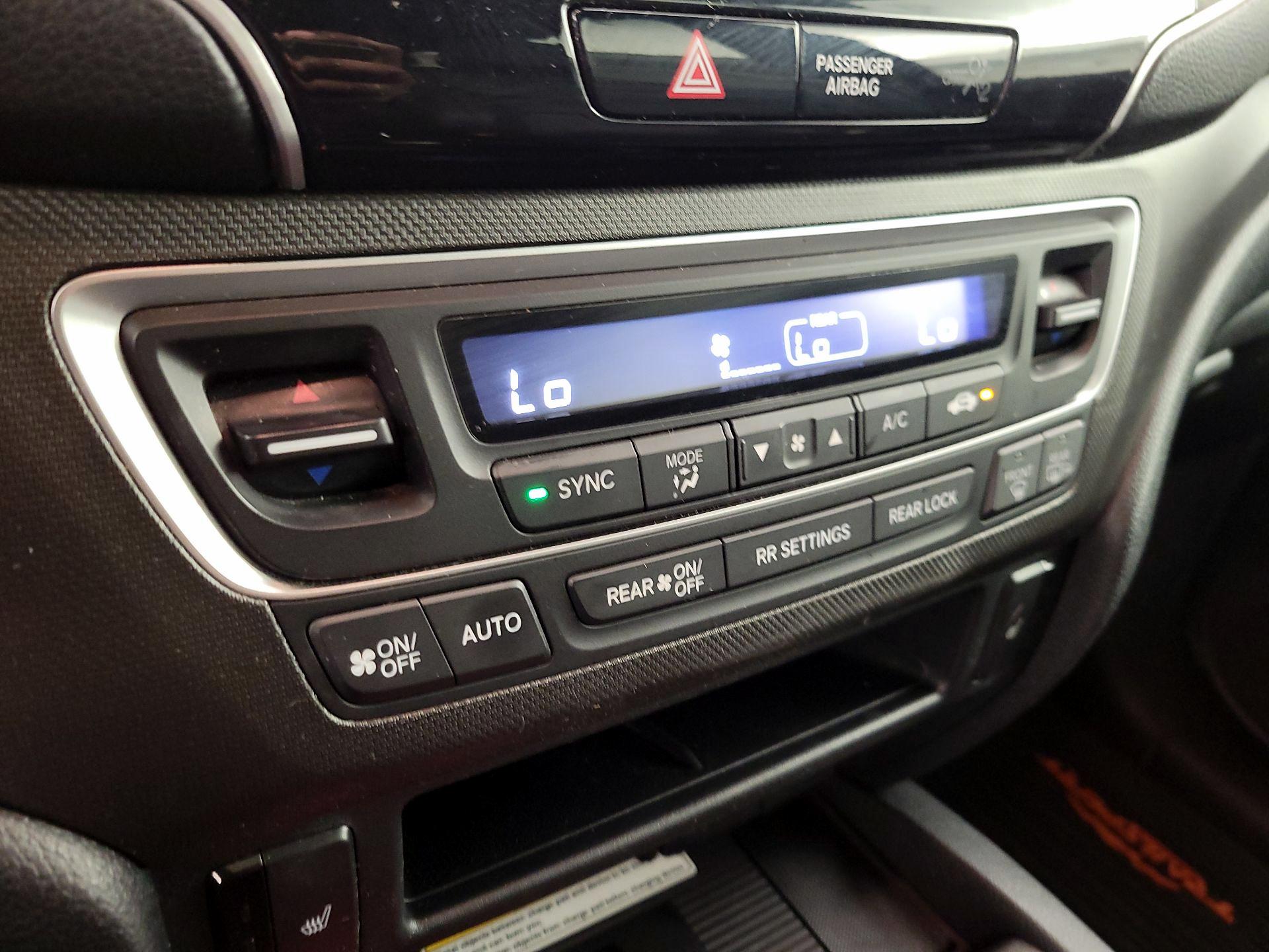 Thumbnail: 2022 Honda Pilot - 17