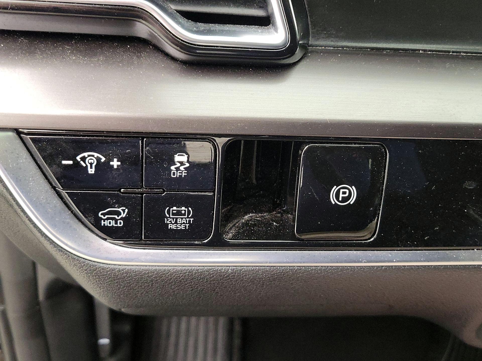 Thumbnail: 2023 Kia Sportage - 13