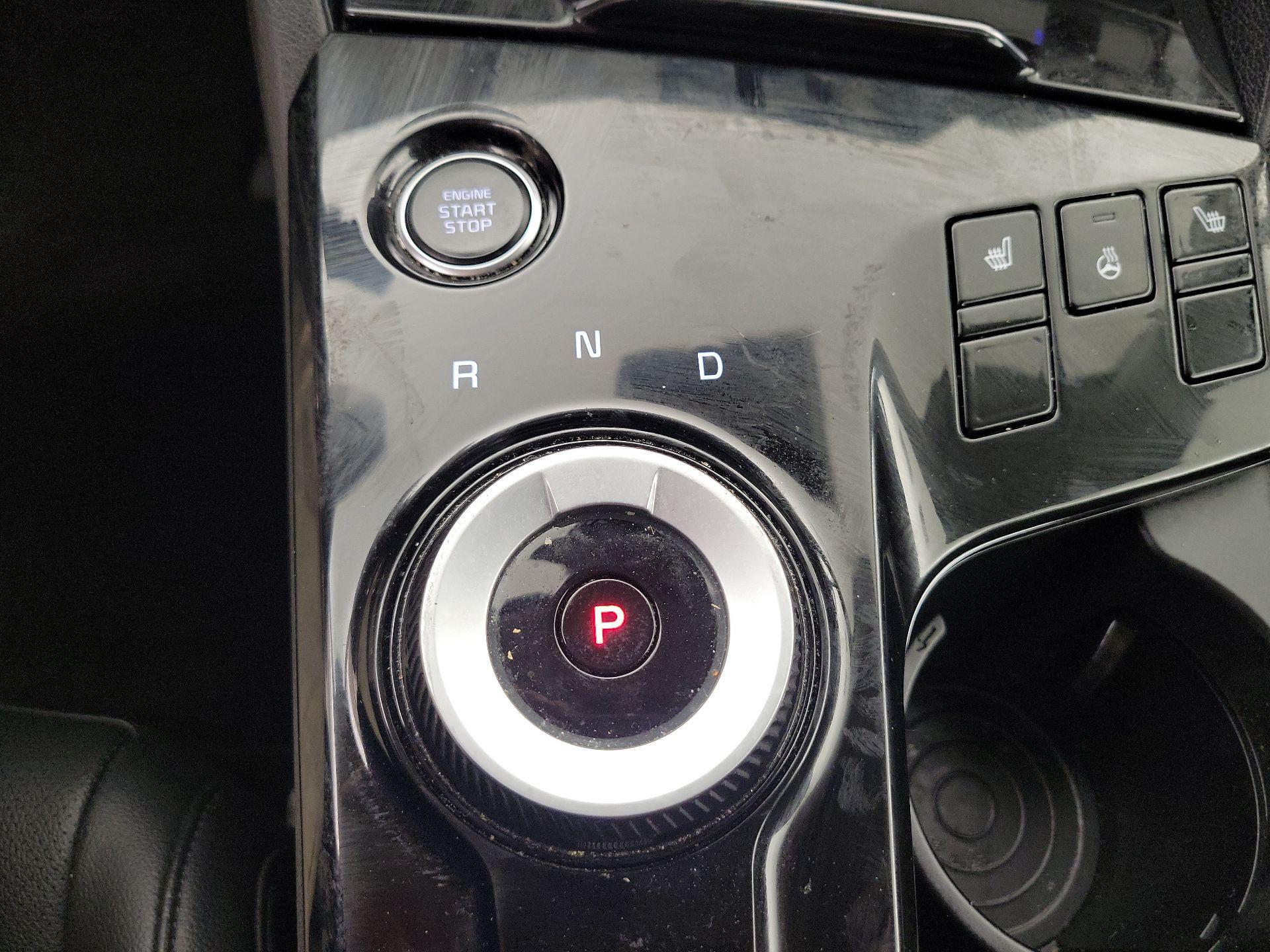 Thumbnail: 2023 Kia Sportage - 18