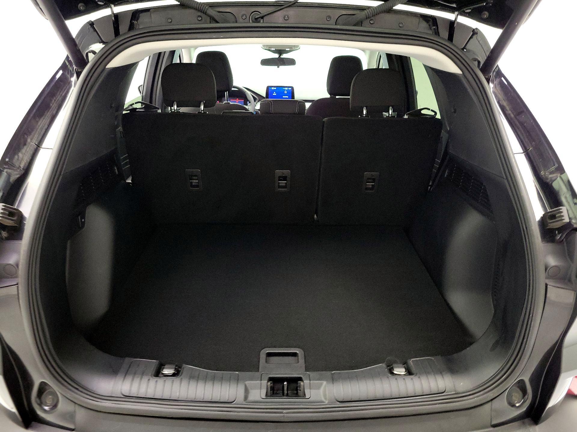 Thumbnail: 2023 Ford Escape - 20