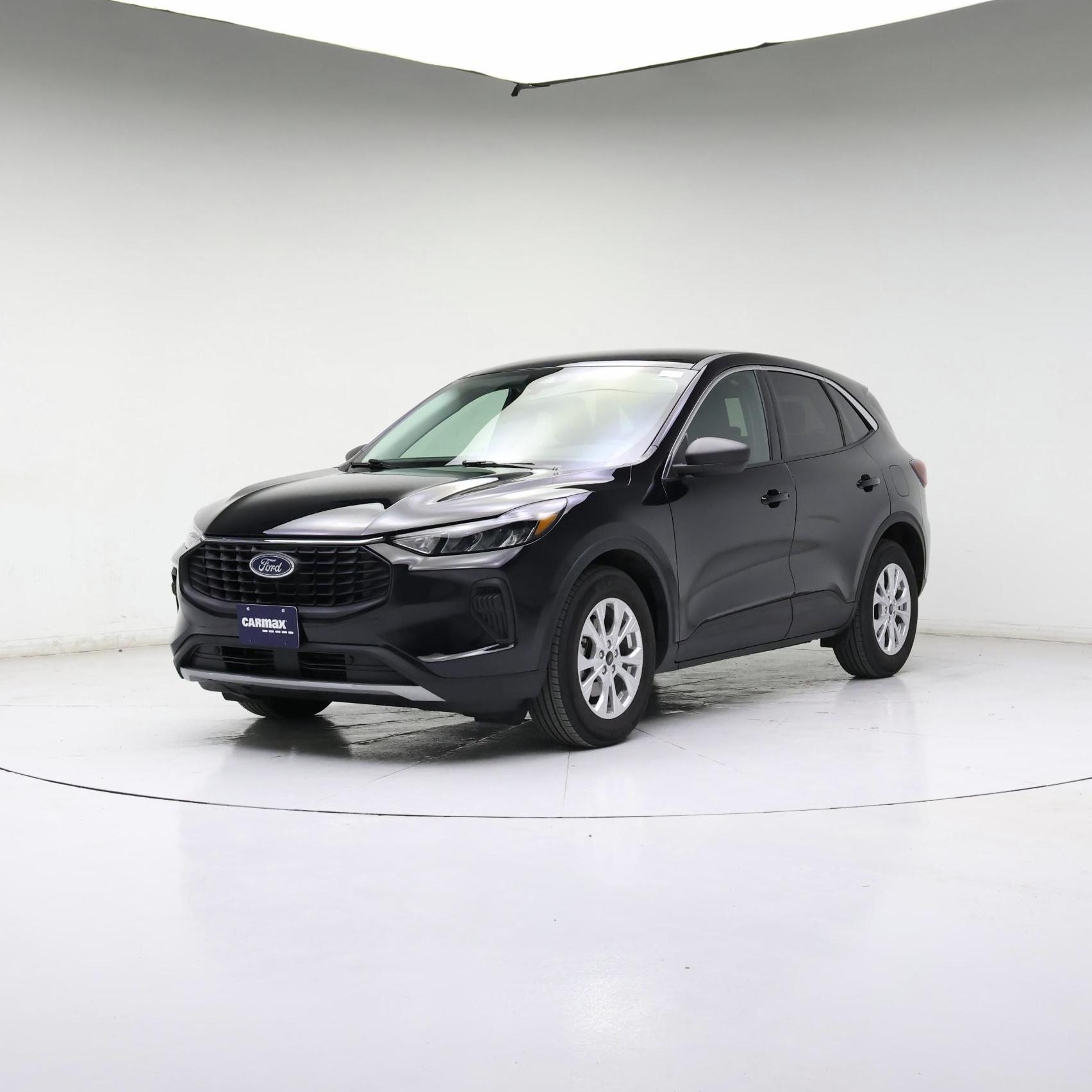 Thumbnail: 2023 Ford Escape - 4