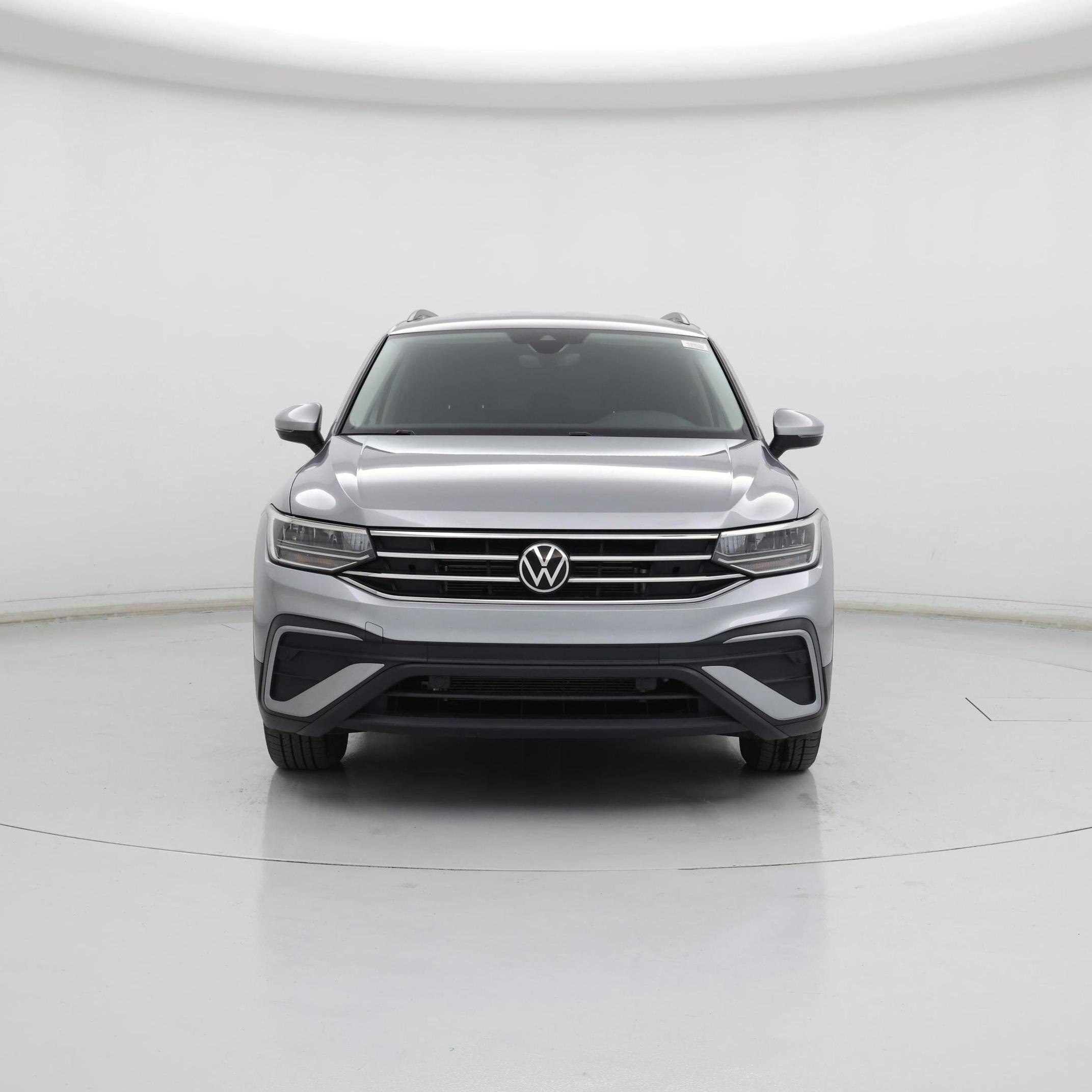 Thumbnail: 2023 Volkswagen Tiguan - 5