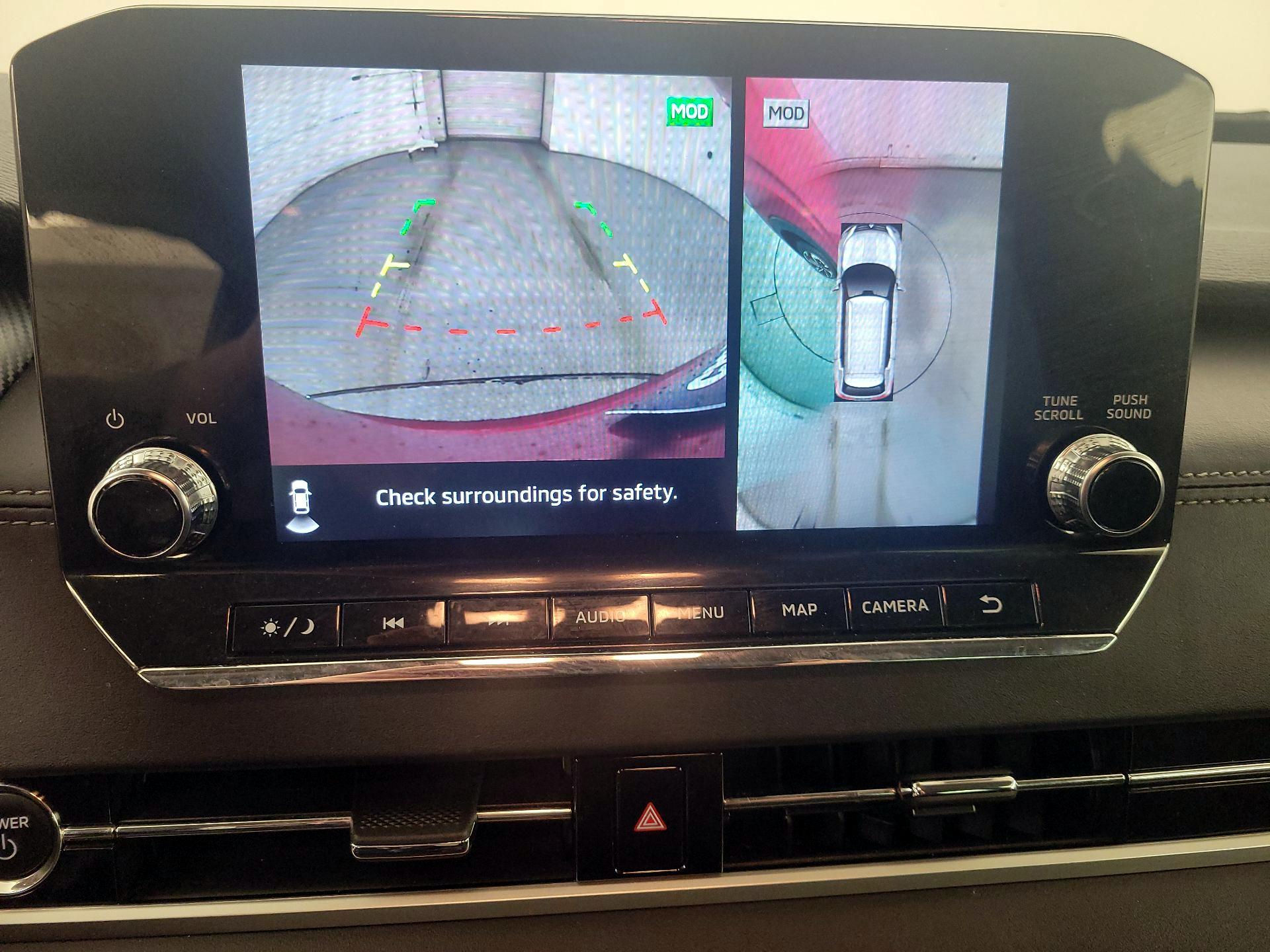 Thumbnail: 2023 Mitsubishi Outlander - 15