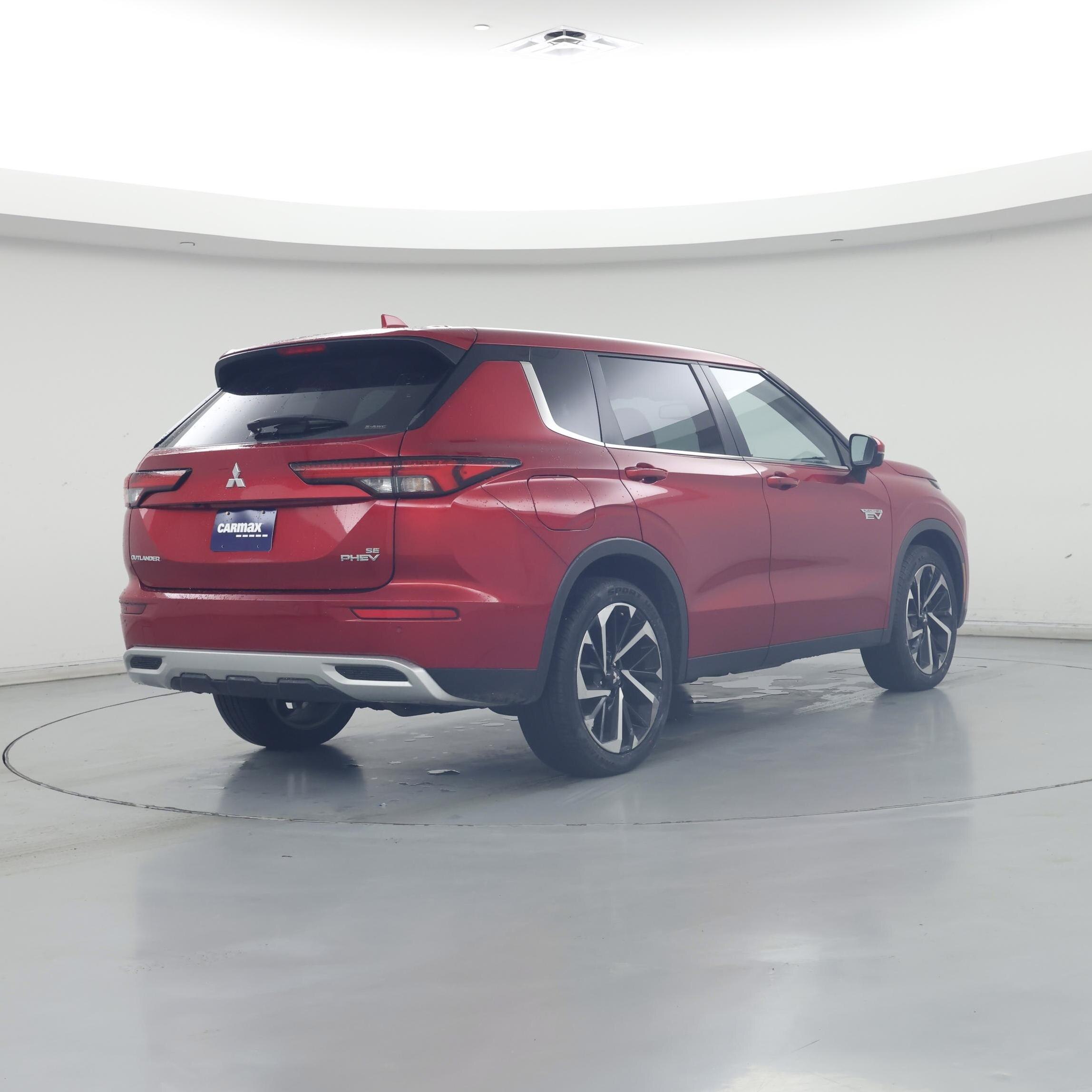 Thumbnail: 2023 Mitsubishi Outlander - 8