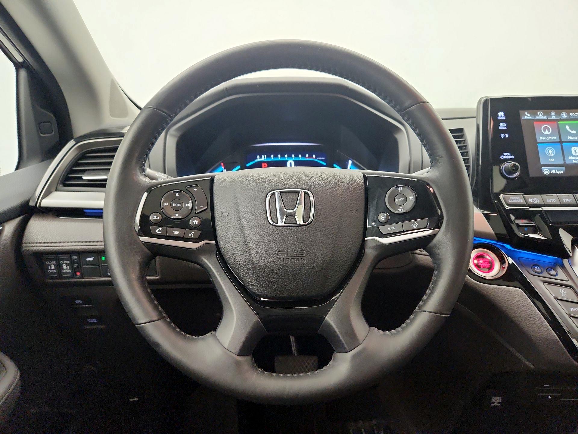 Thumbnail: 2018 Honda Odyssey - 10
