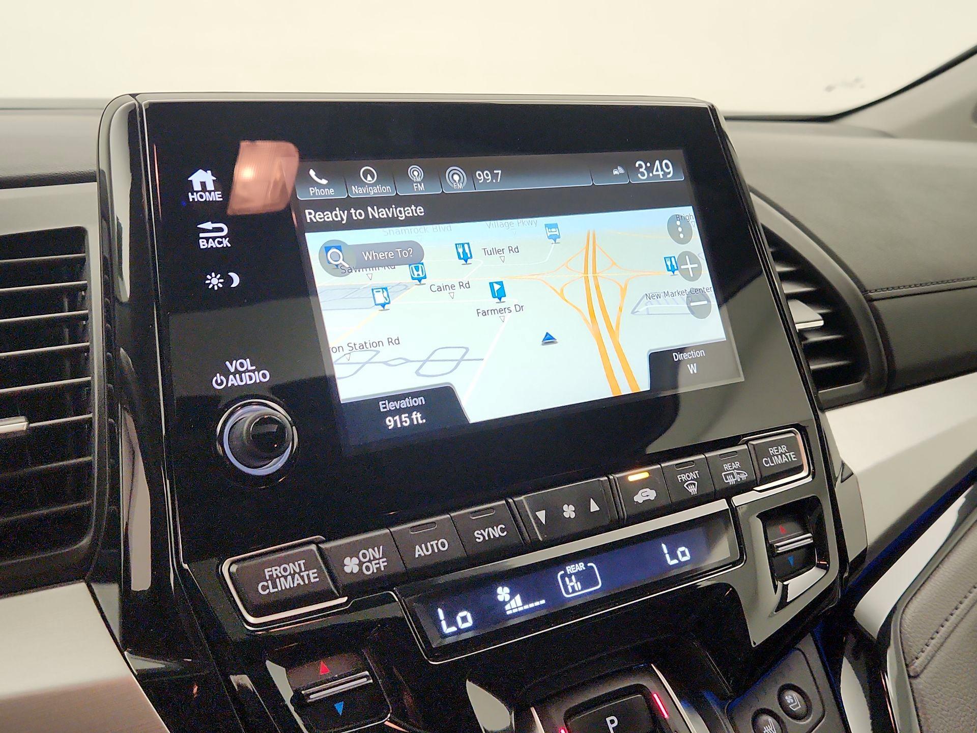 Thumbnail: 2018 Honda Odyssey - 14