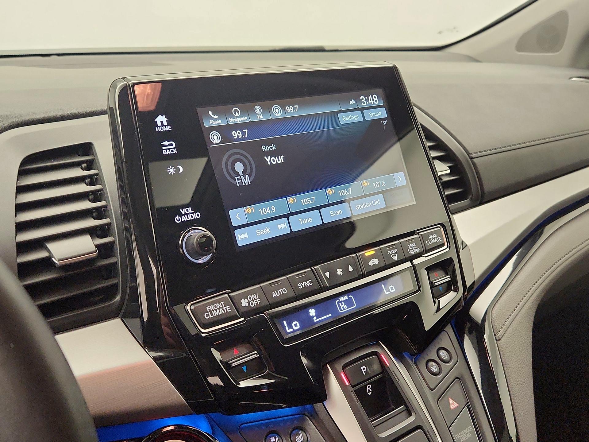 Thumbnail: 2018 Honda Odyssey - 16